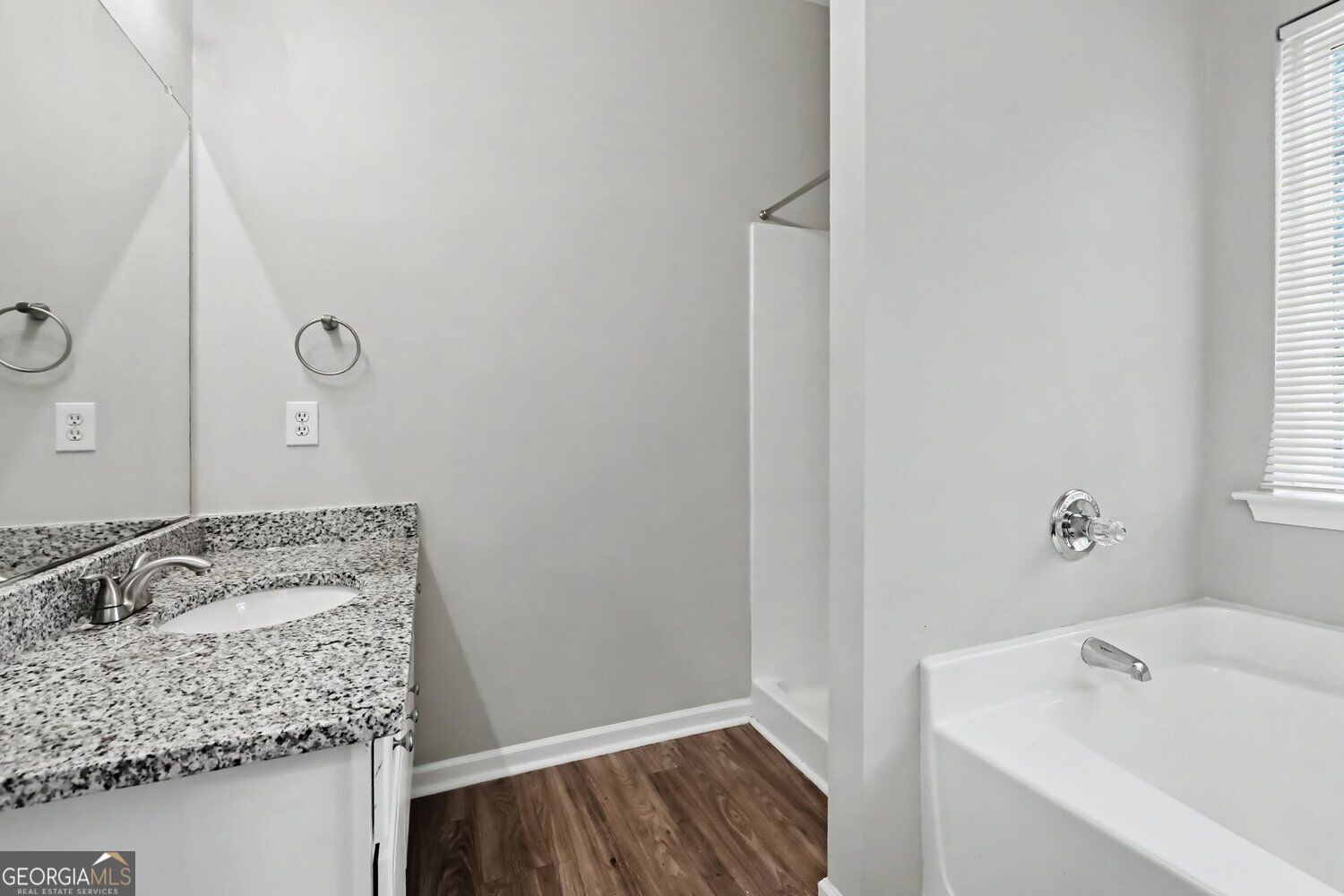 4102 Robin Circle Property Photo 11