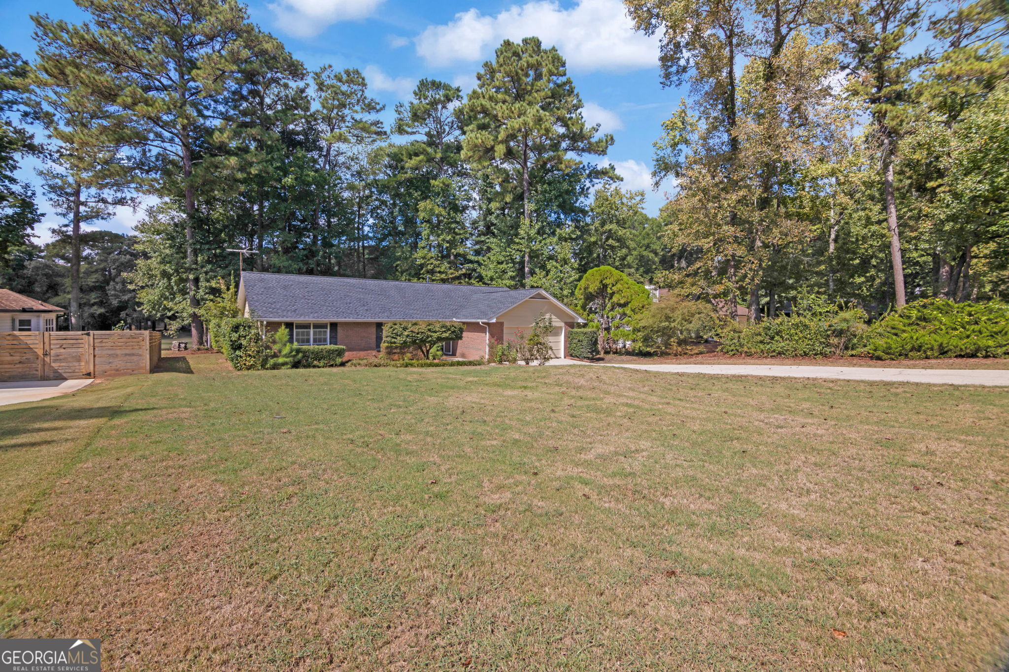 107 Crofts Corner Property Photo 3