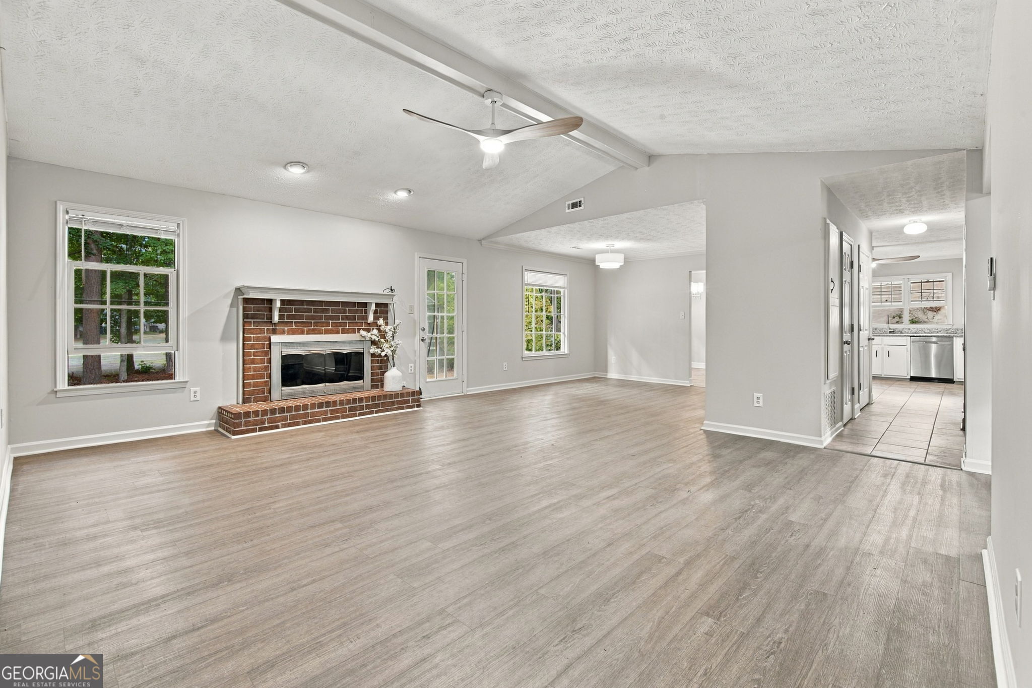 107 Crofts Corner Property Photo 6