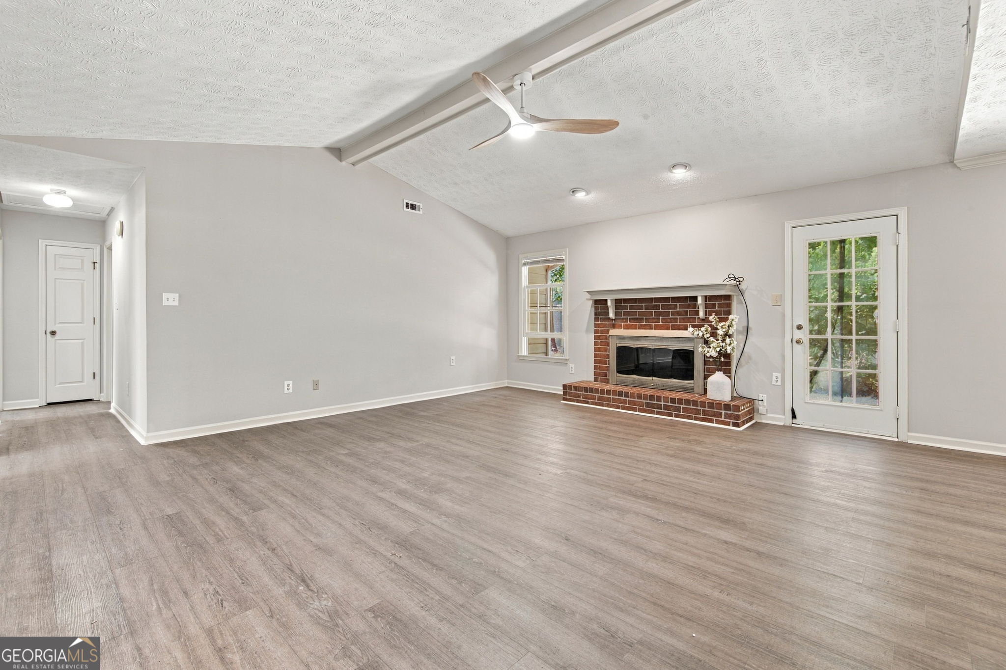 107 Crofts Corner Property Photo 7