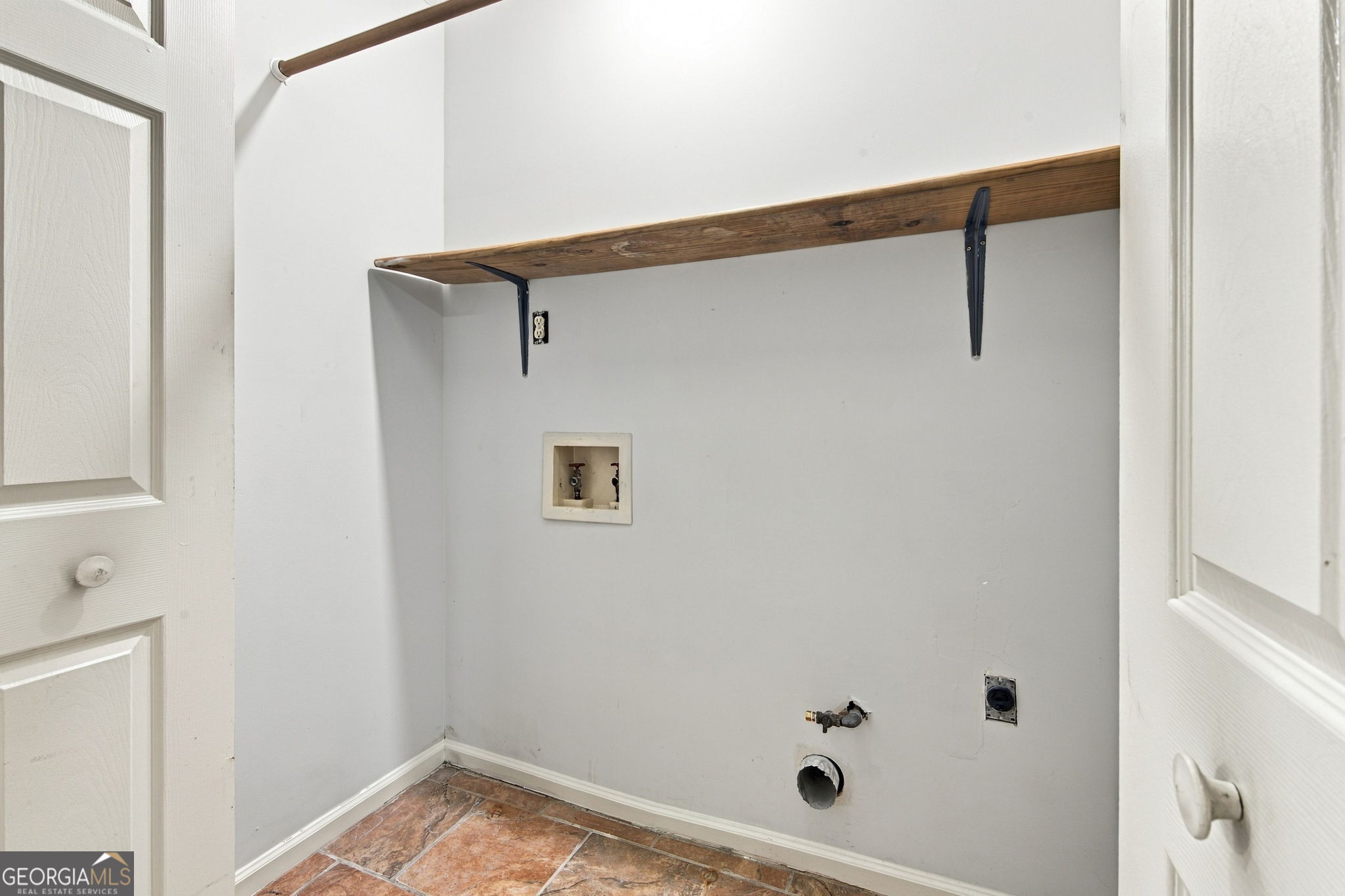 107 Crofts Corner Property Photo 20