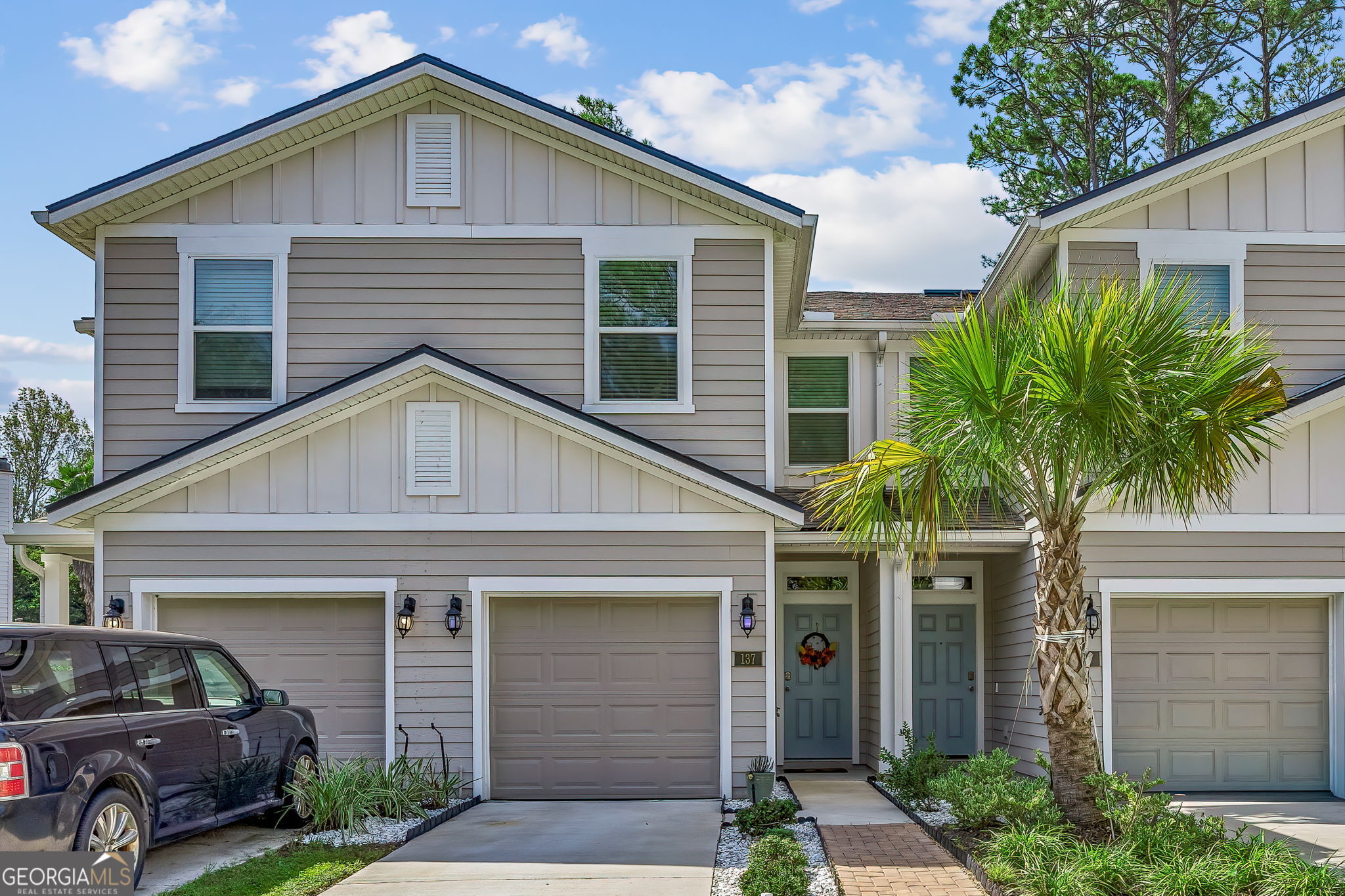 137 Inlet Reach Circle Property Photo 1
