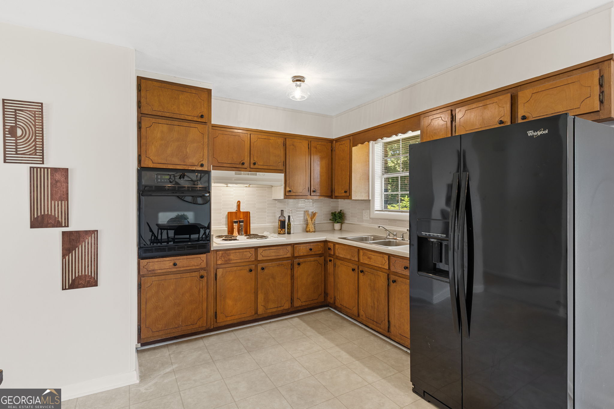 1064 Meadowbrook Lane Nw Property Photo 10
