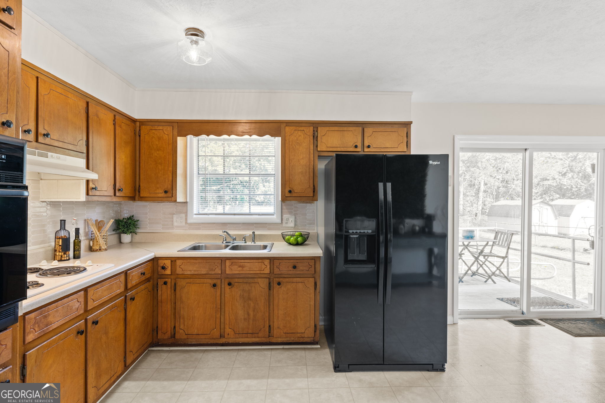 1064 Meadowbrook Lane Nw Property Photo 12