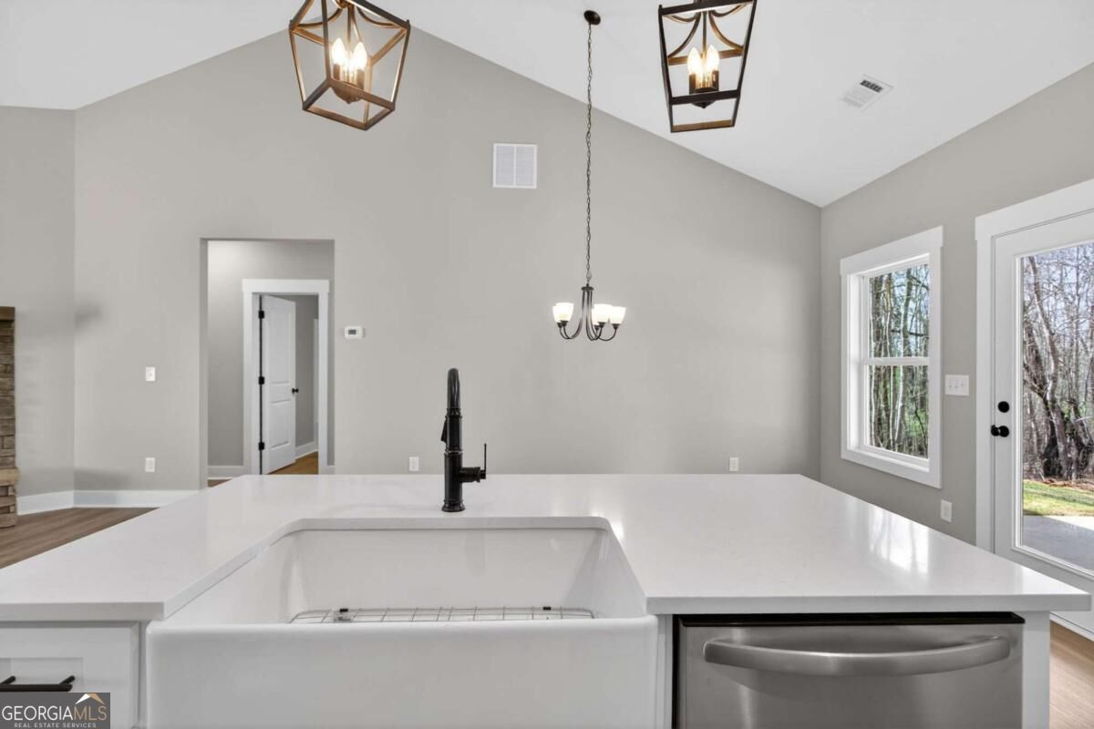 410 Pleasant Hill Road Property Photo 11