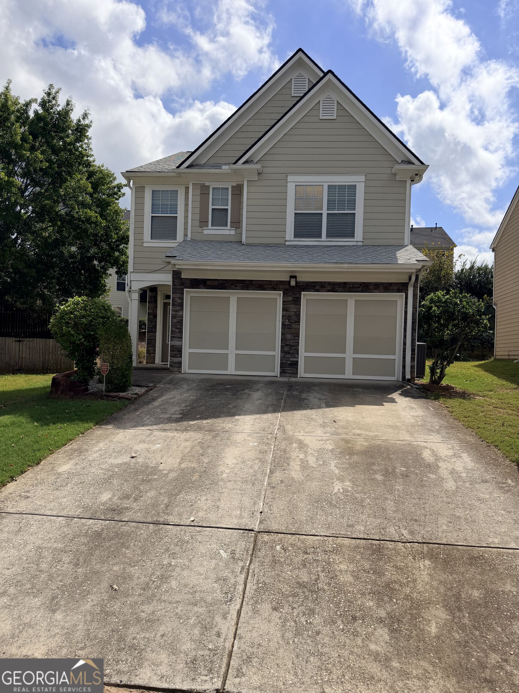 1688 Windale Court Property Photo 1