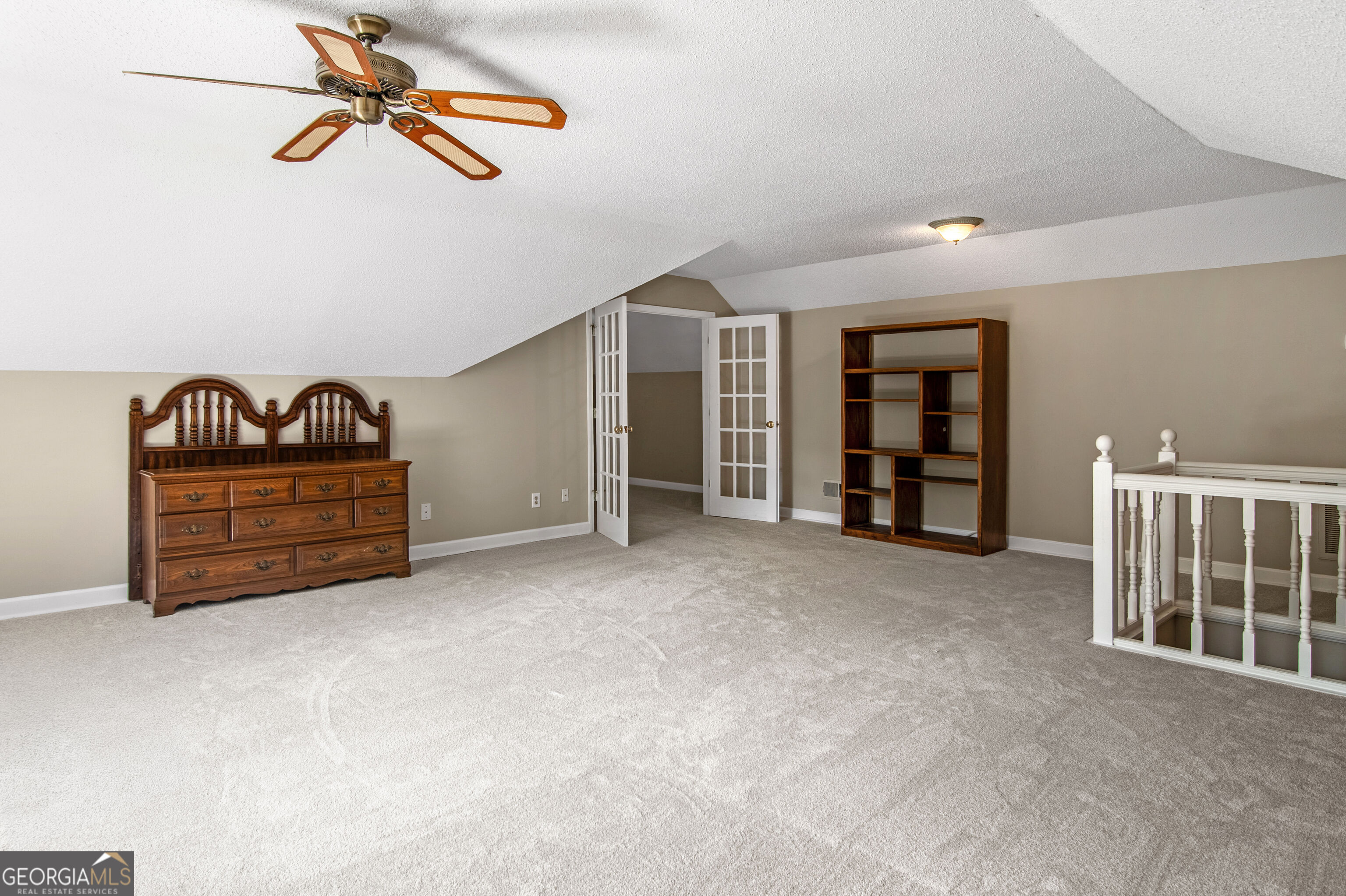 560 Saddle Crest Drive Property Photo 13