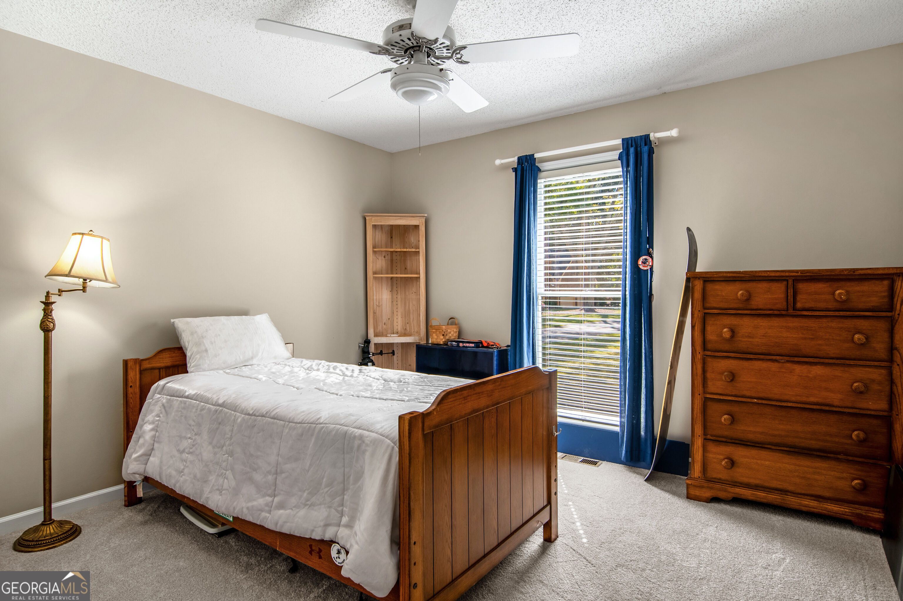 560 Saddle Crest Drive Property Photo 32