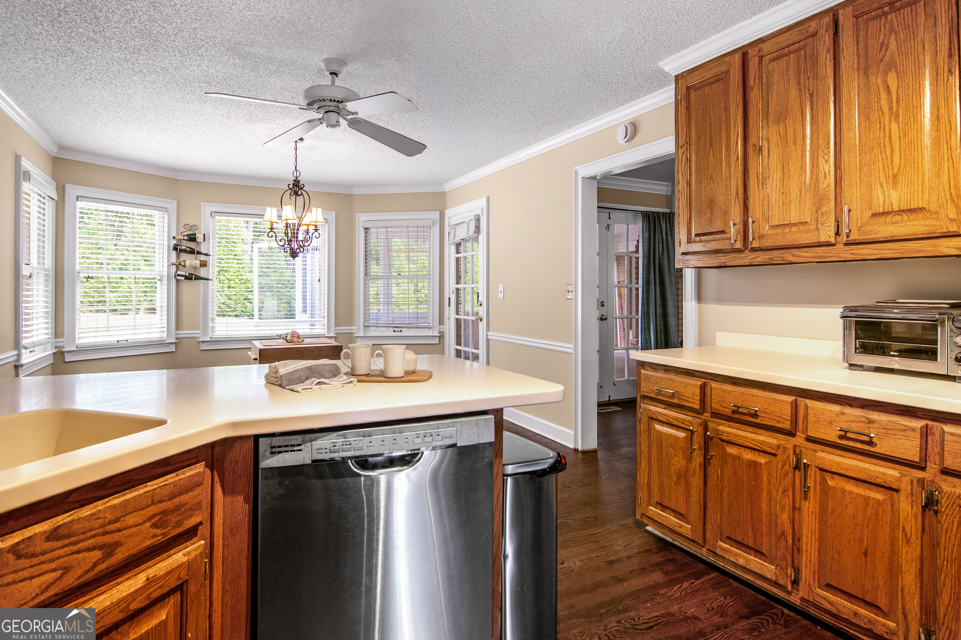 560 Saddle Crest Drive Property Photo 45