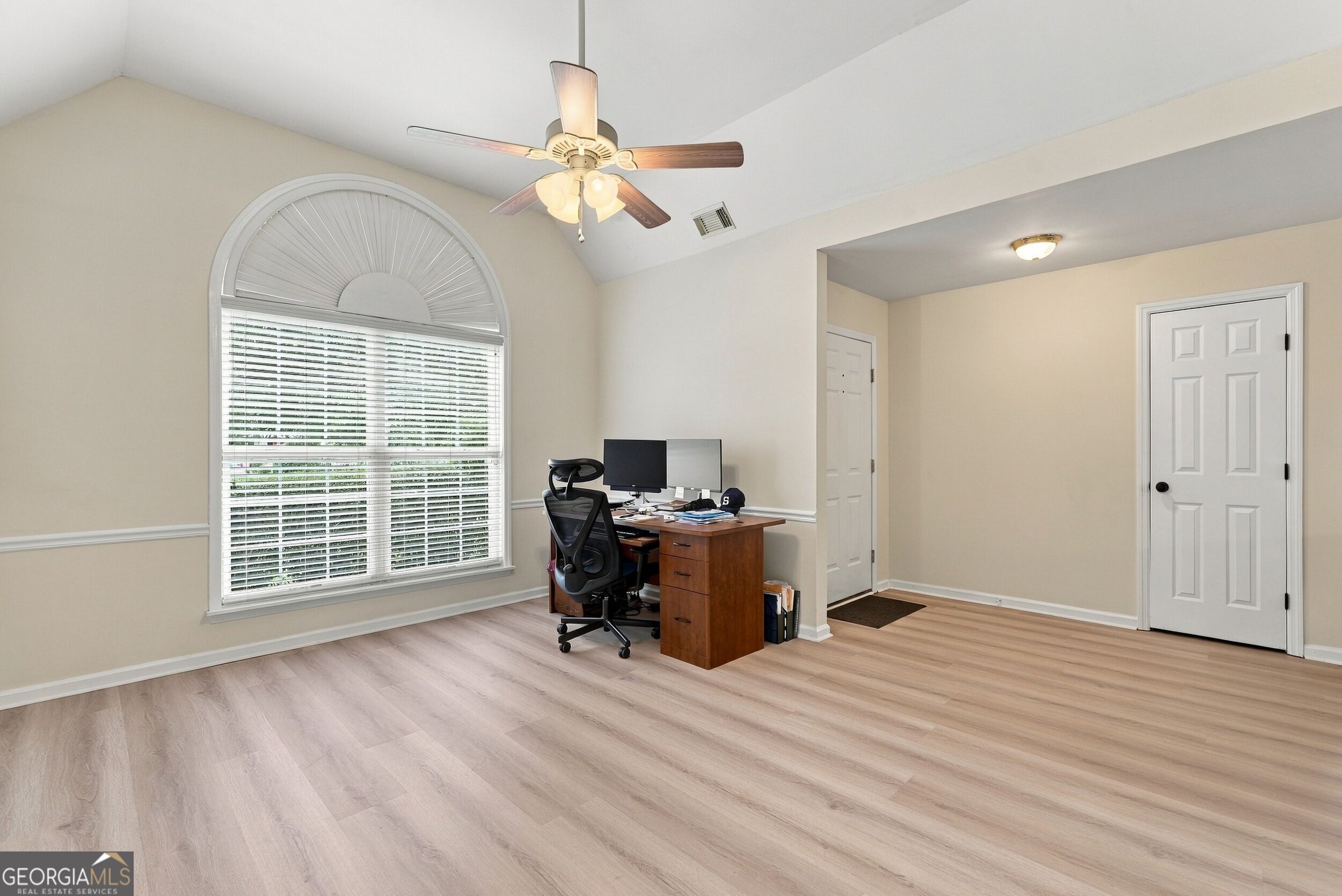 514 Fox Court Path Property Photo 9
