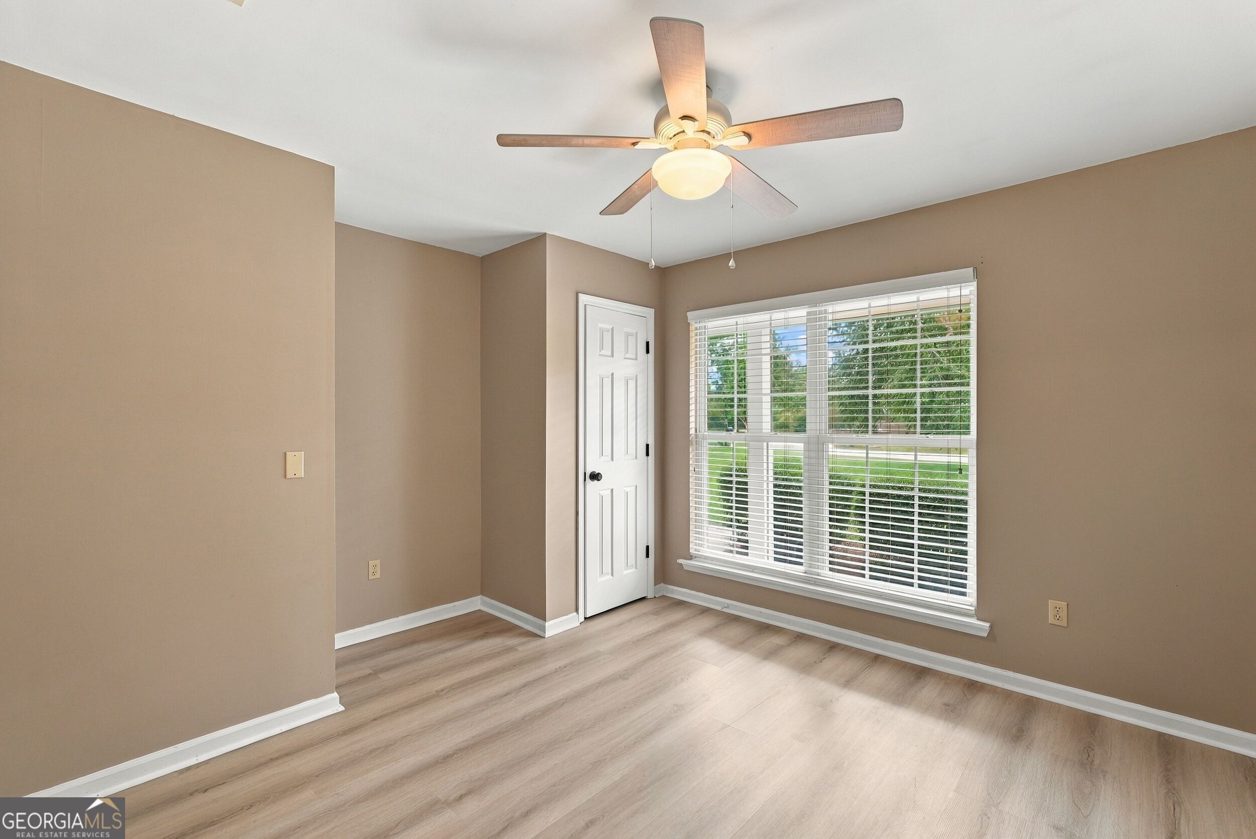 514 Fox Court Path Property Photo 36