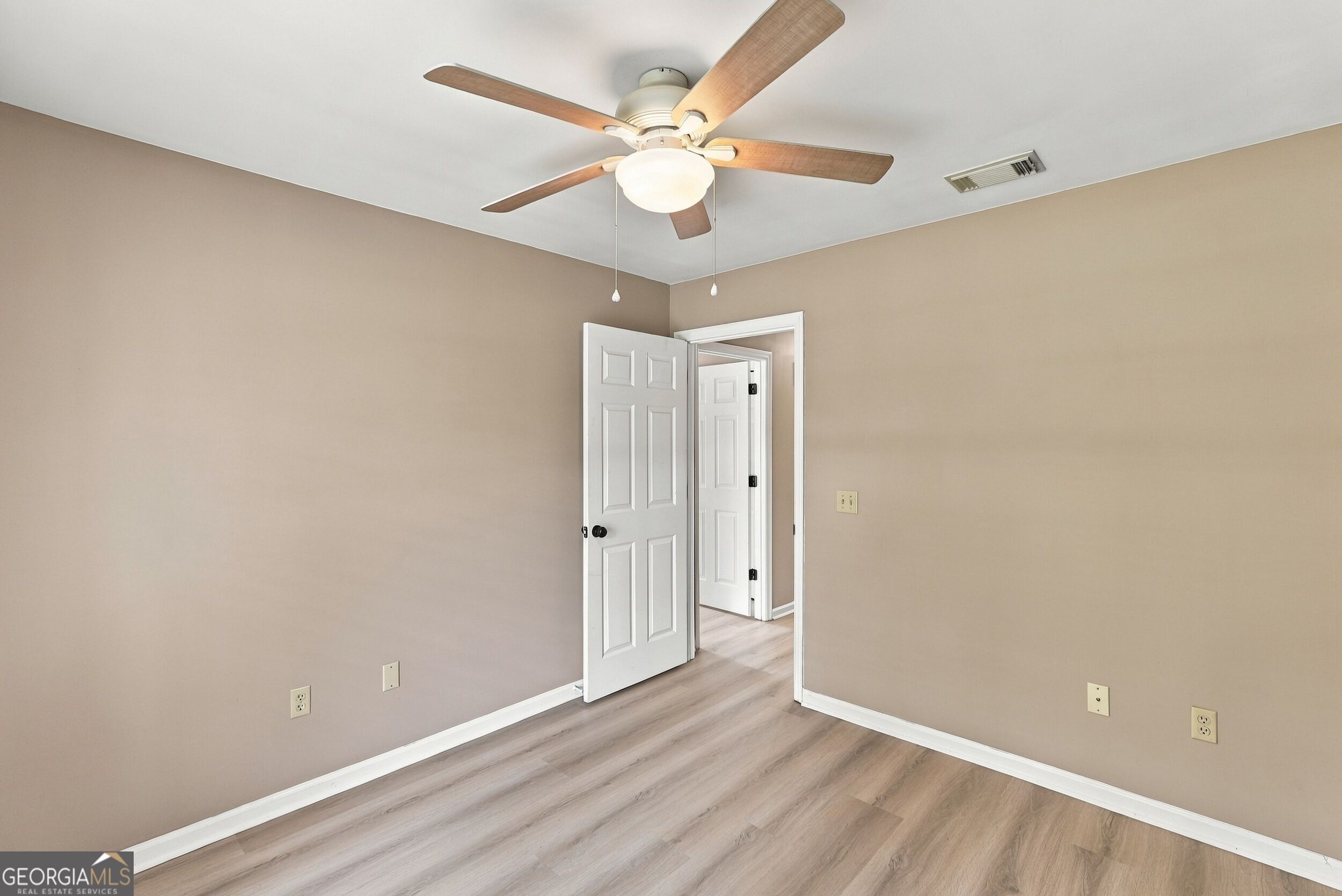 514 Fox Court Path Property Photo 37