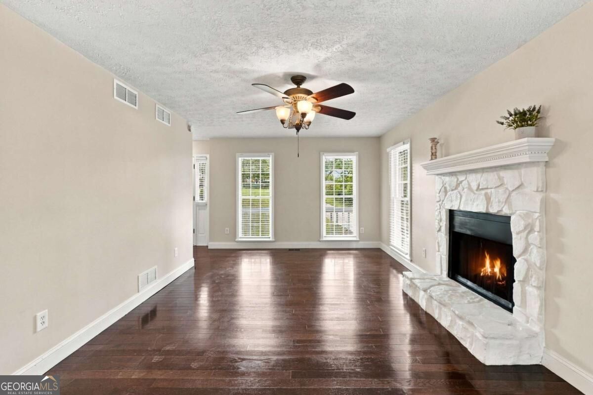 41 Red Oak Circle Property Photo 11
