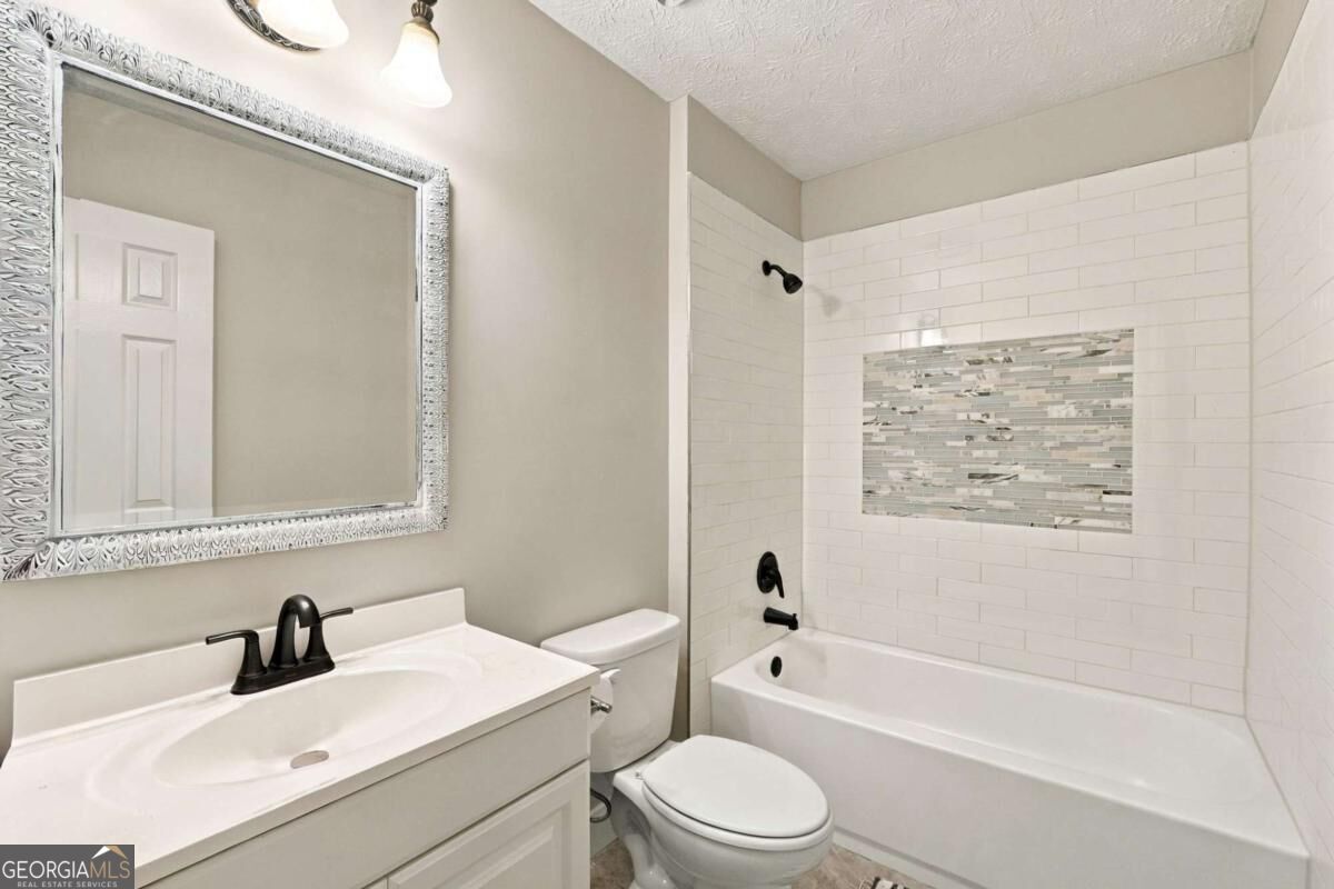 41 Red Oak Circle Property Photo 25