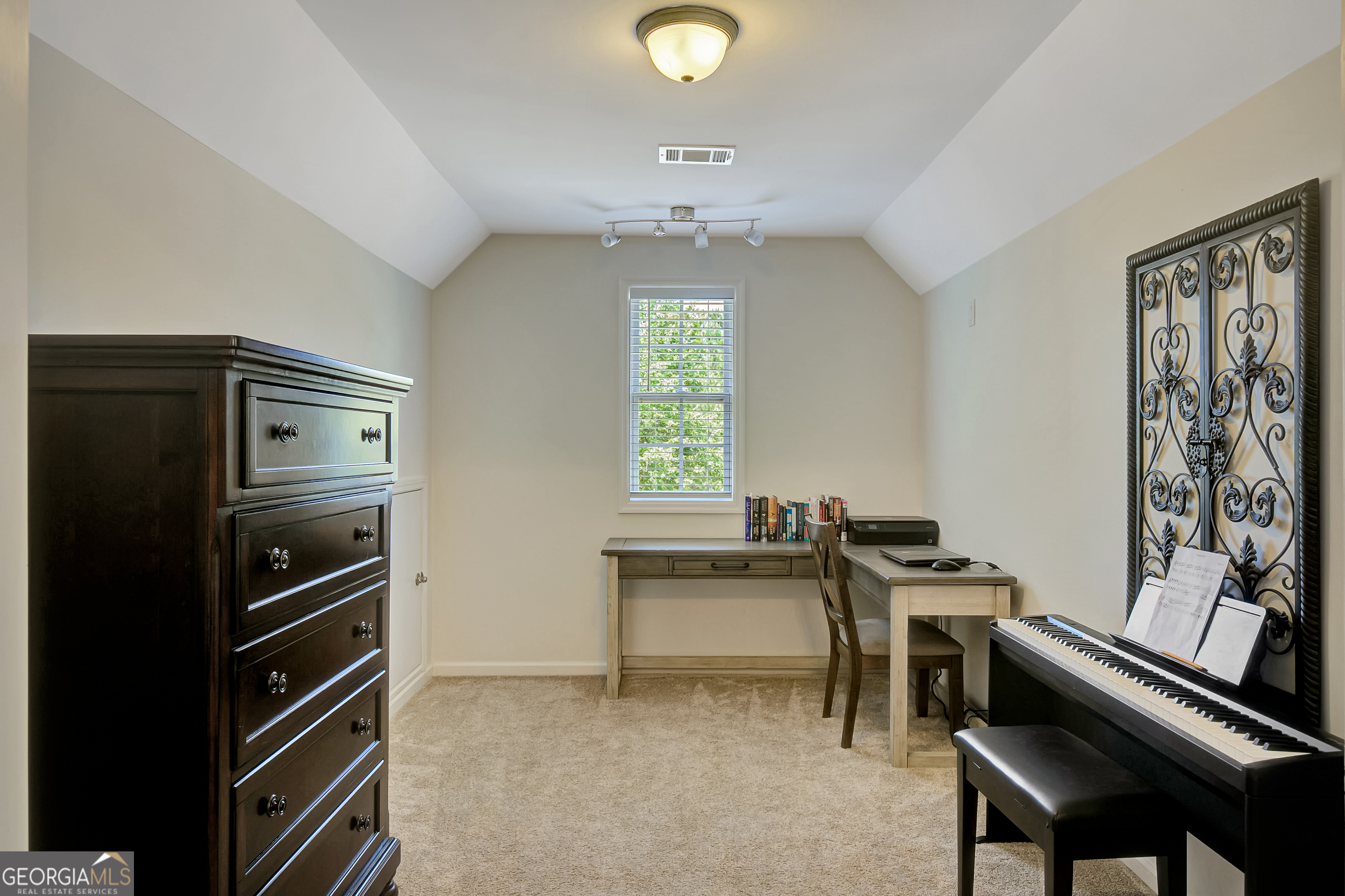 381 Rosebay Lane Property Photo 45