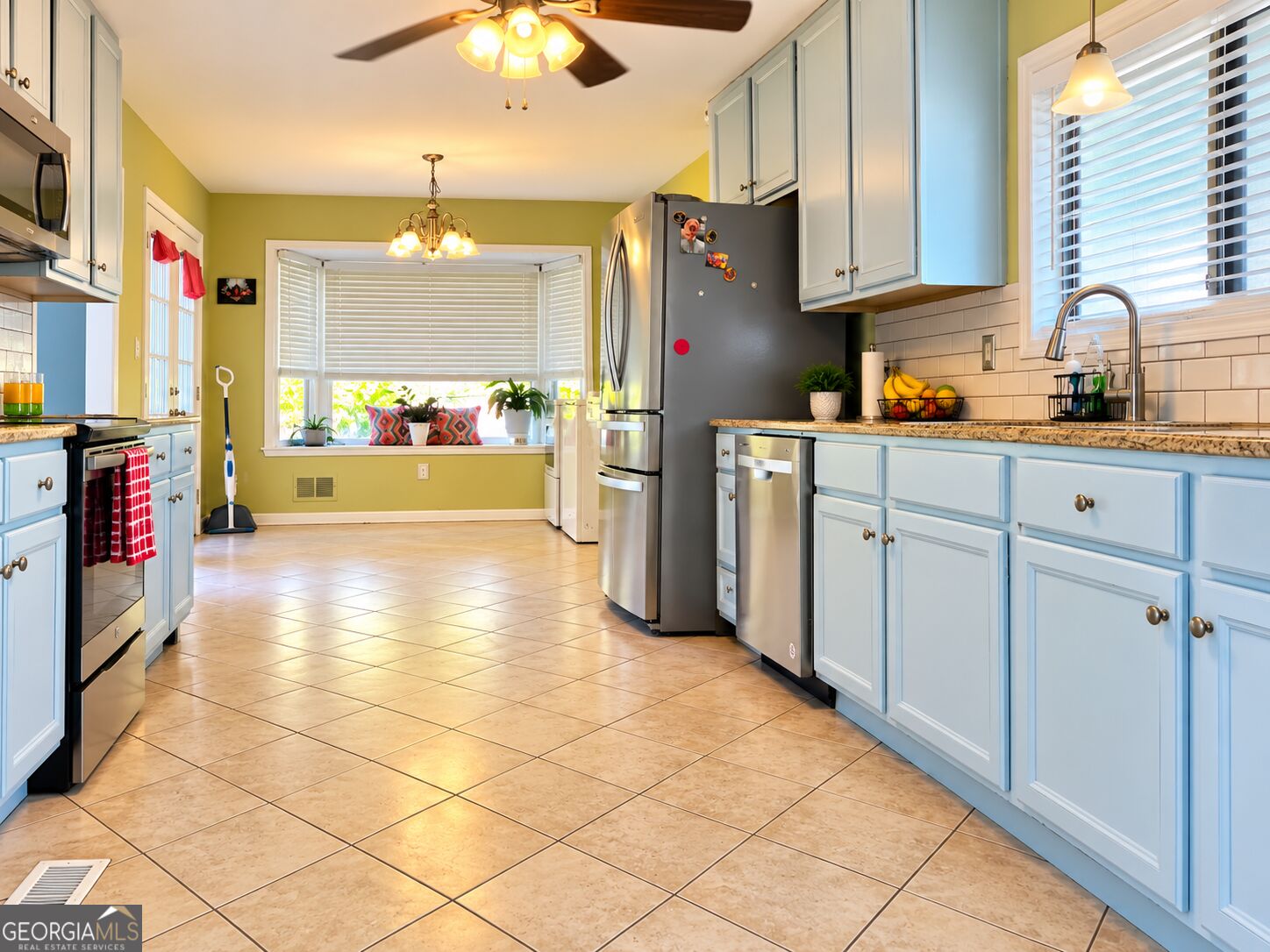 3255 Redona Property Photo 9