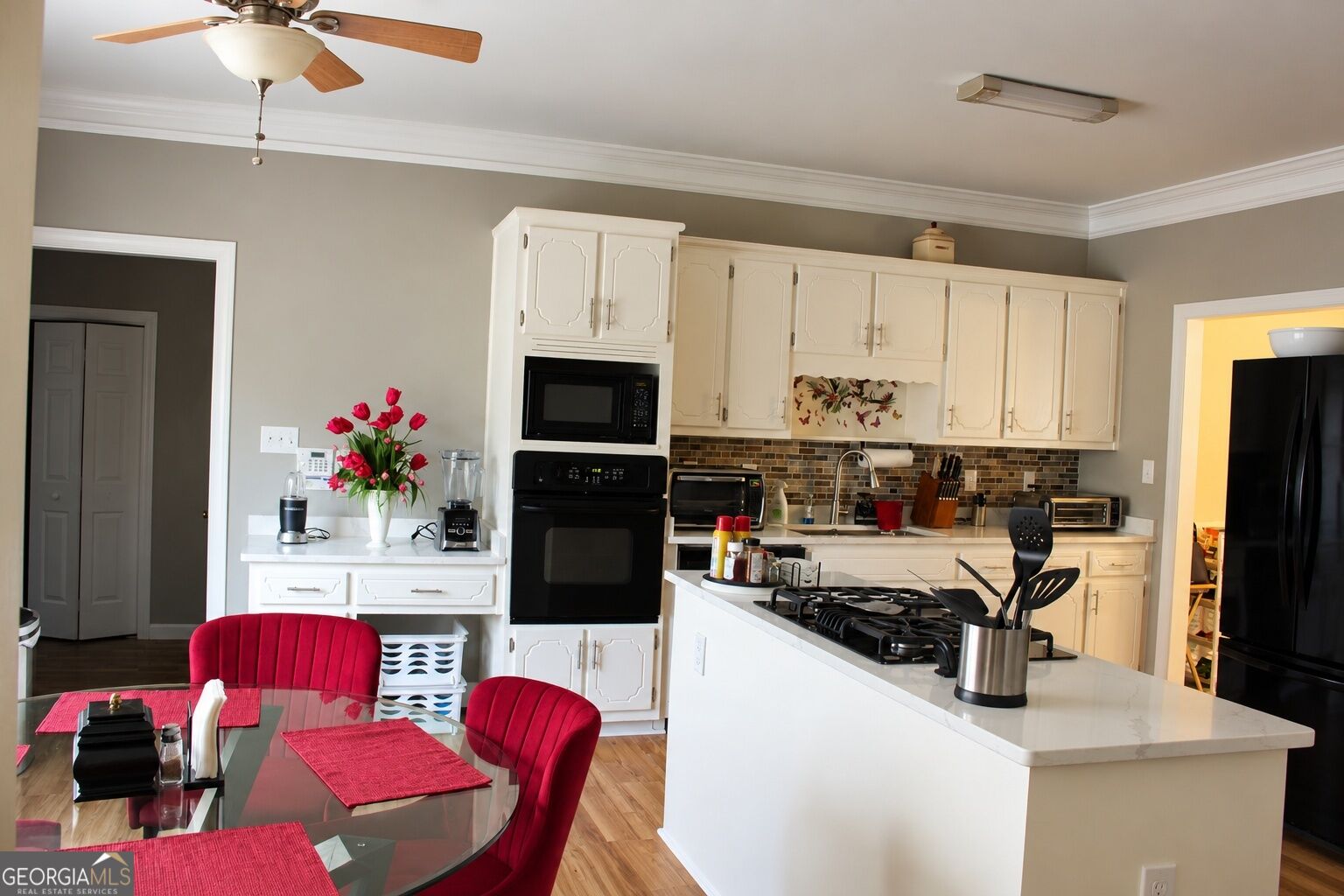 10 Chad Court Property Photo 5