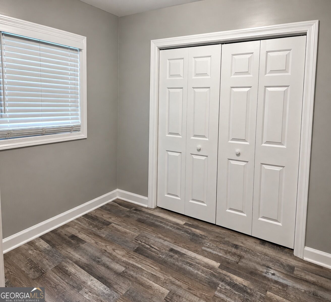 10 Chad Court Property Photo 7