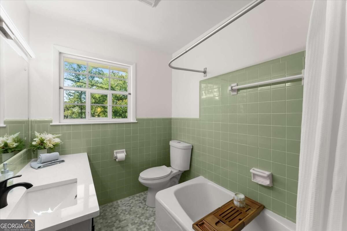 1083 Amelia Drive Property Photo 24