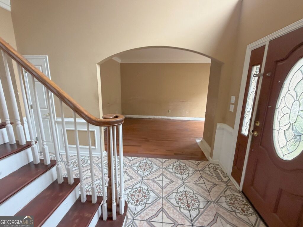 6557 Norcliffe Drive Property Photo 4