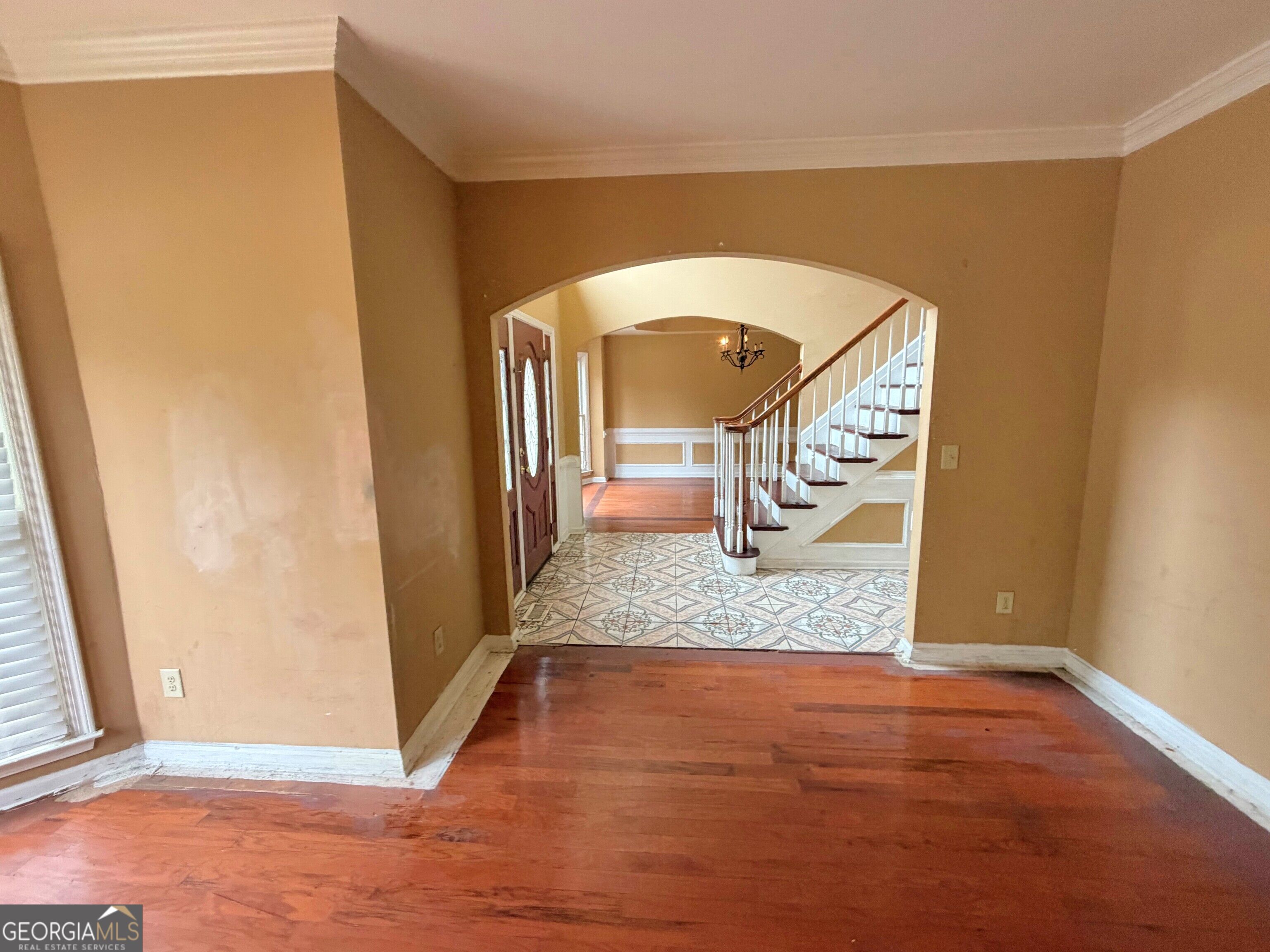 6557 Norcliffe Drive Property Photo 7