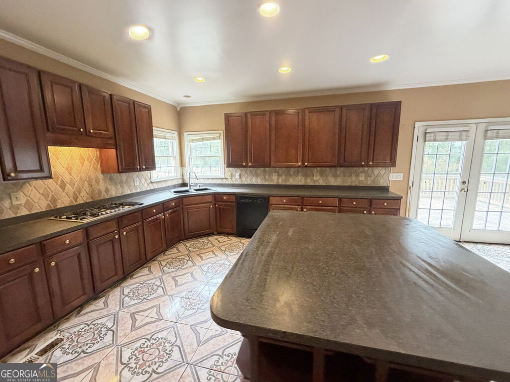 6557 Norcliffe Drive Property Photo 18