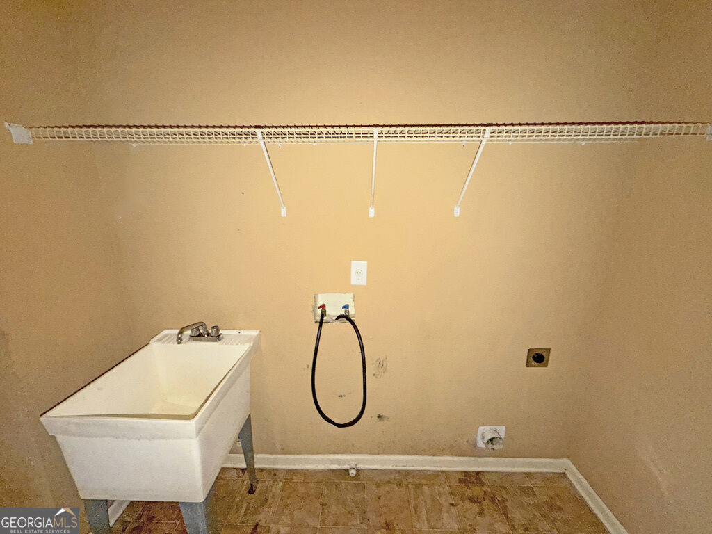 6557 Norcliffe Drive Property Photo 22