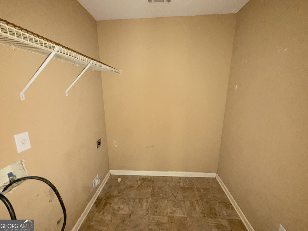 6557 Norcliffe Drive Property Photo 23
