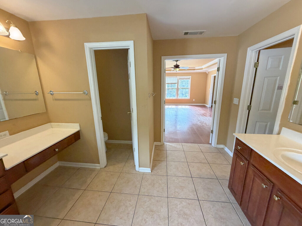 6557 Norcliffe Drive Property Photo 34