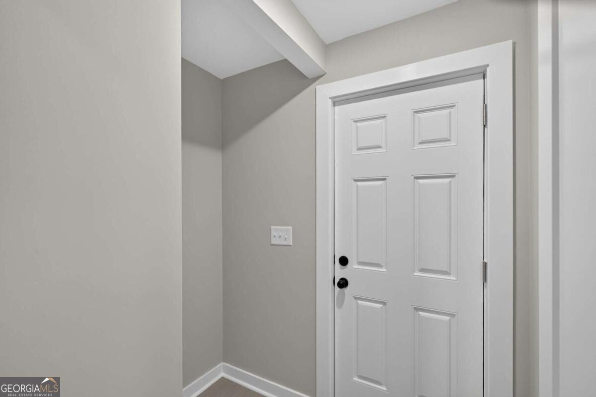 410 Old Stone Road Property Photo 14