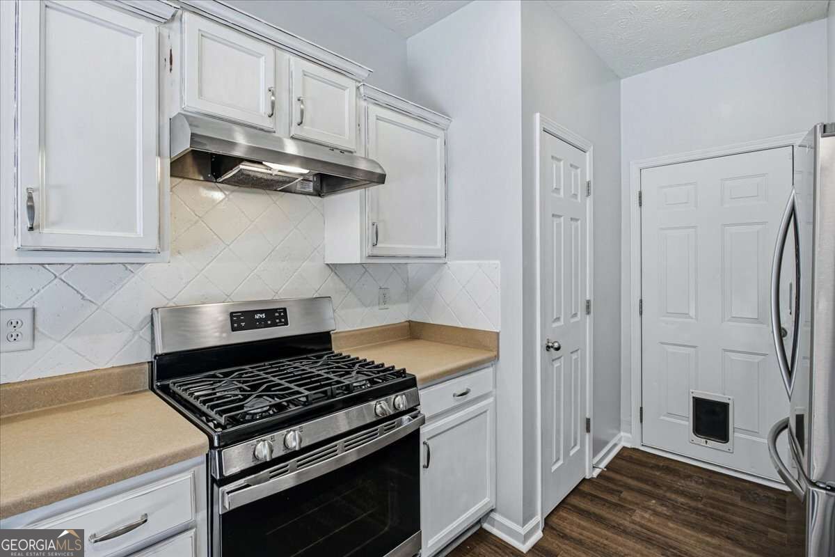 905 Tamarisk Place Property Photo 9