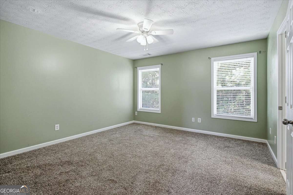 905 Tamarisk Place Property Photo 14