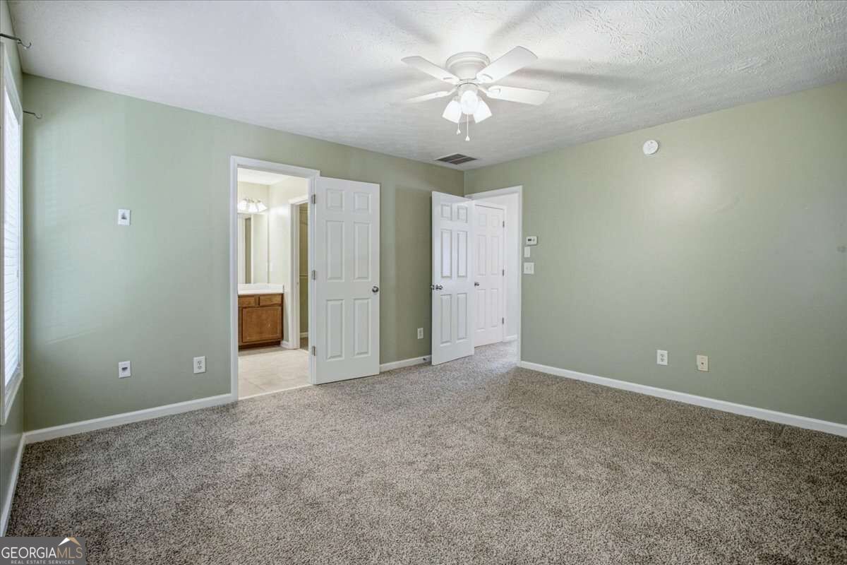 905 Tamarisk Place Property Photo 15