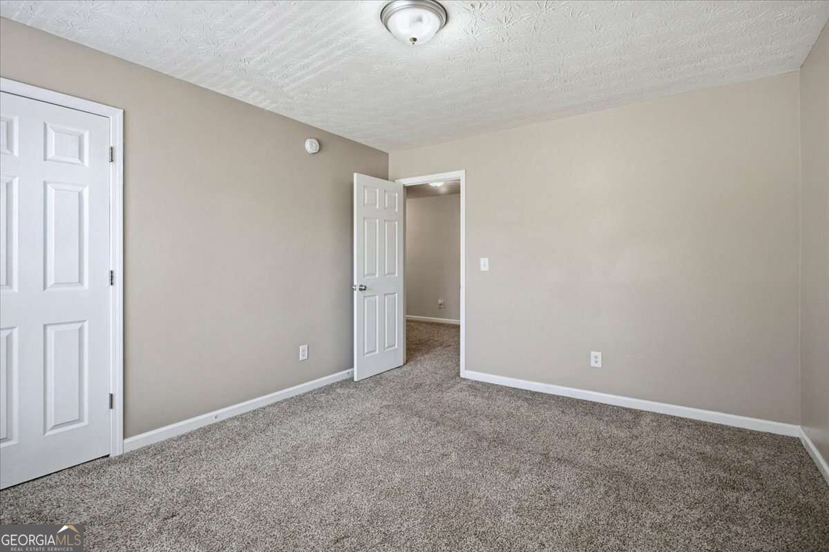 905 Tamarisk Place Property Photo 23