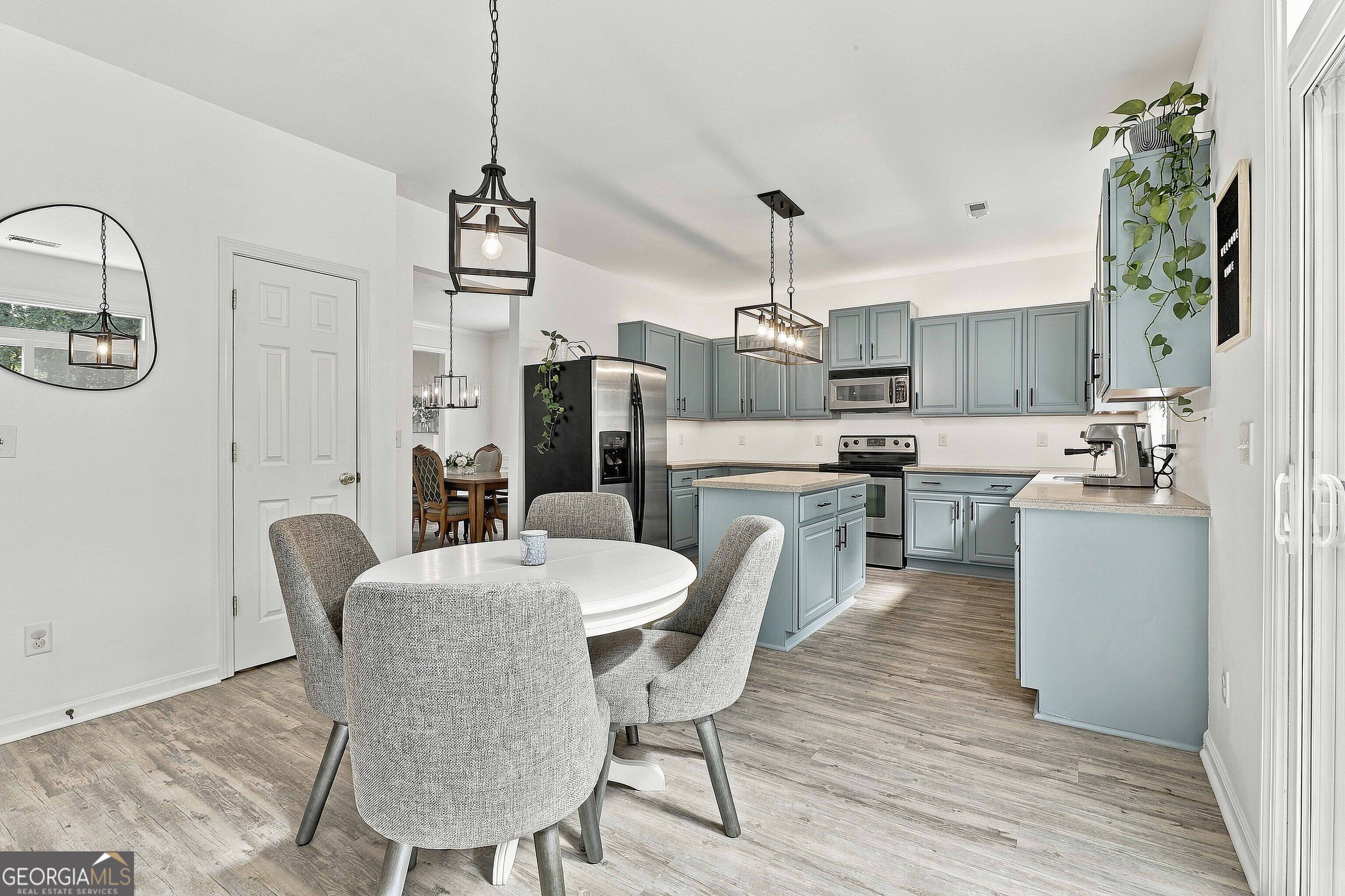 135 Carlisle Street Property Photo 21
