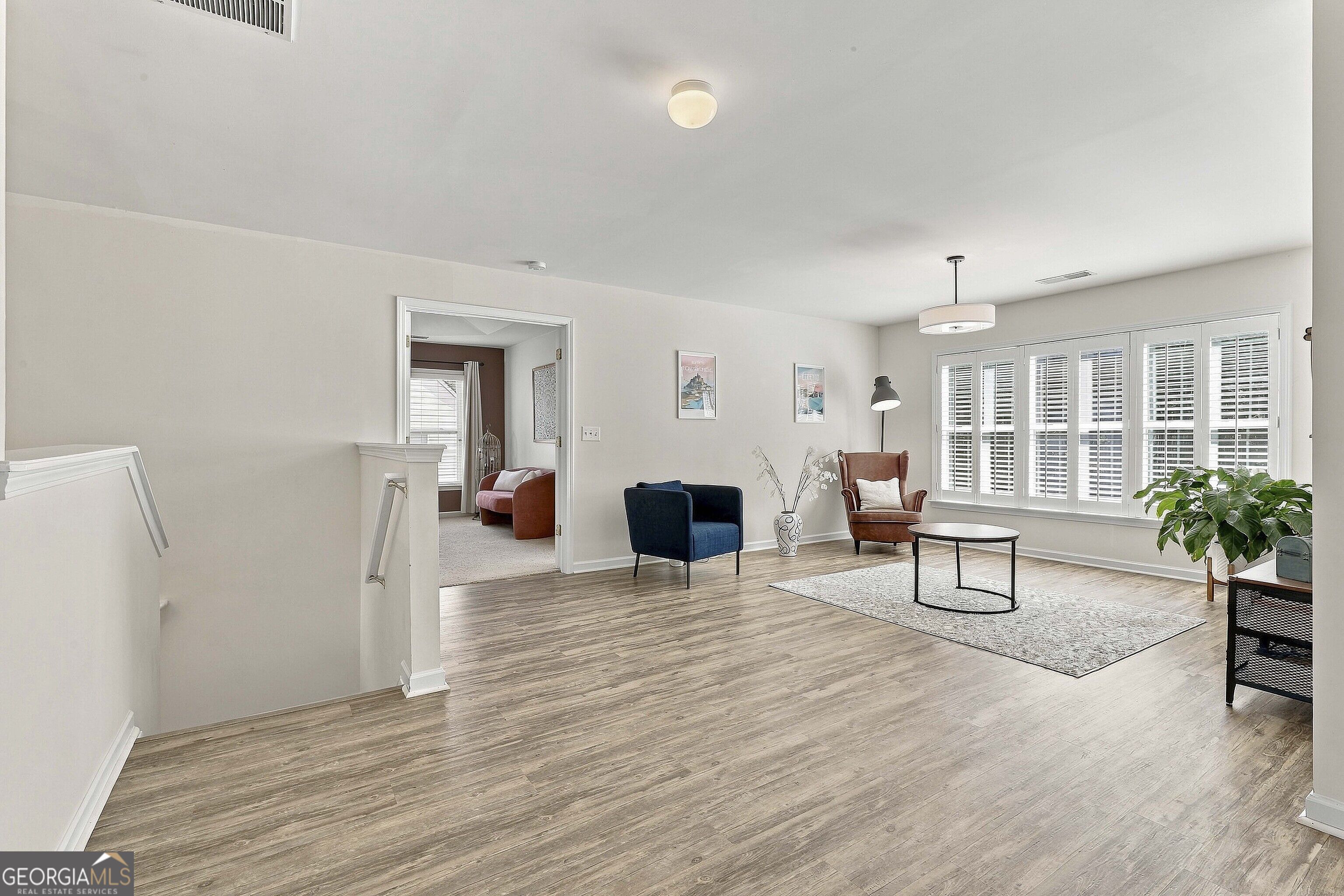 135 Carlisle Street Property Photo 28