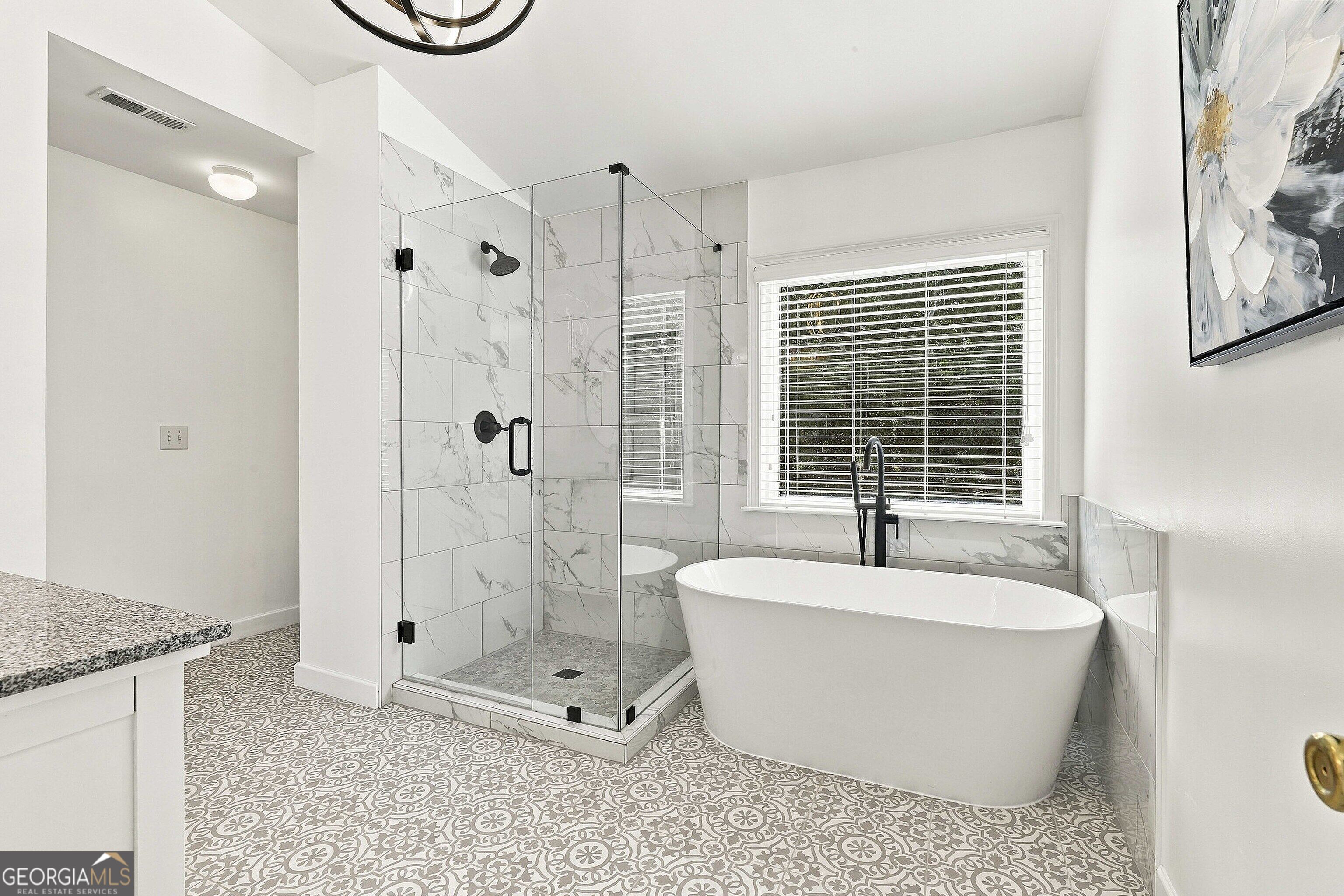 135 Carlisle Street Property Photo 36
