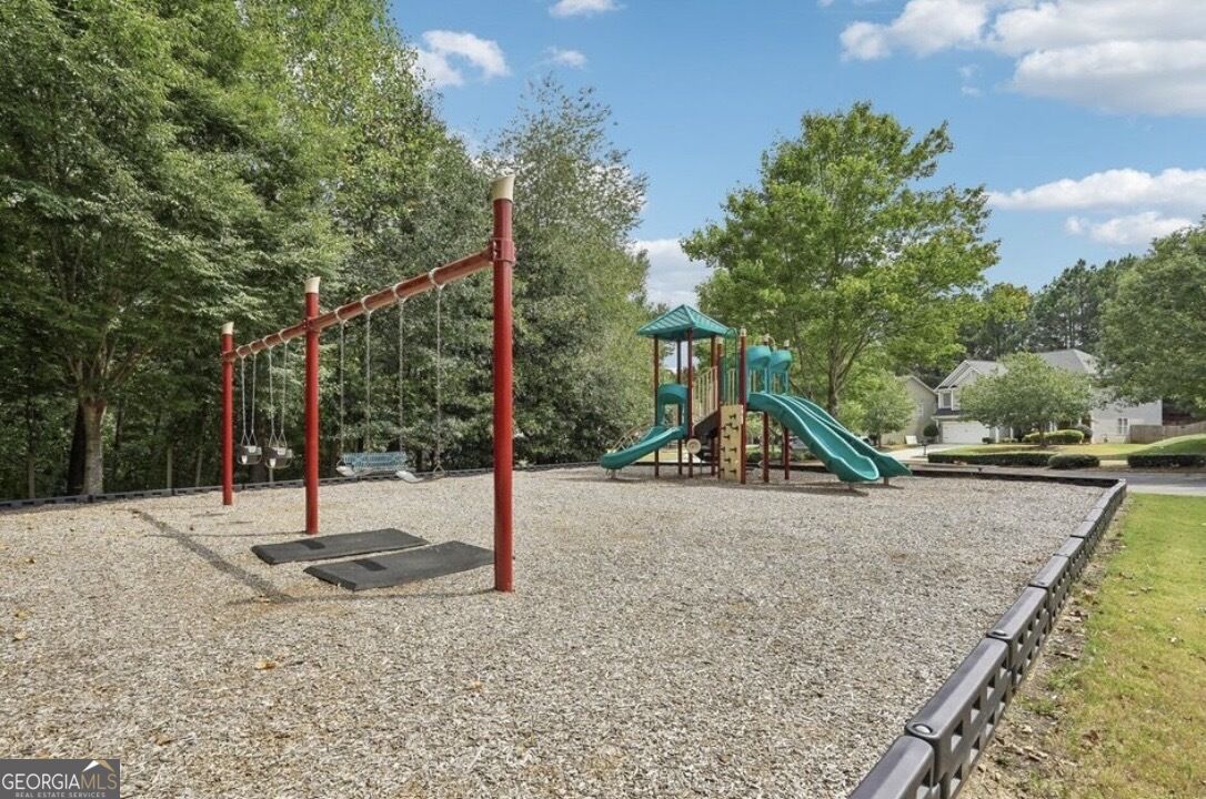 135 Carlisle Street Property Photo 52