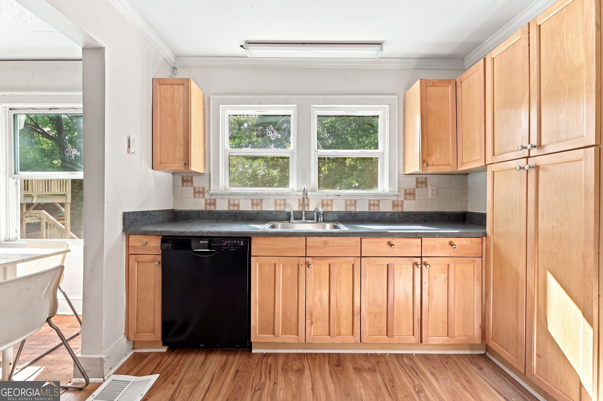 1058 Atlantic Drive Nw Property Photo 14
