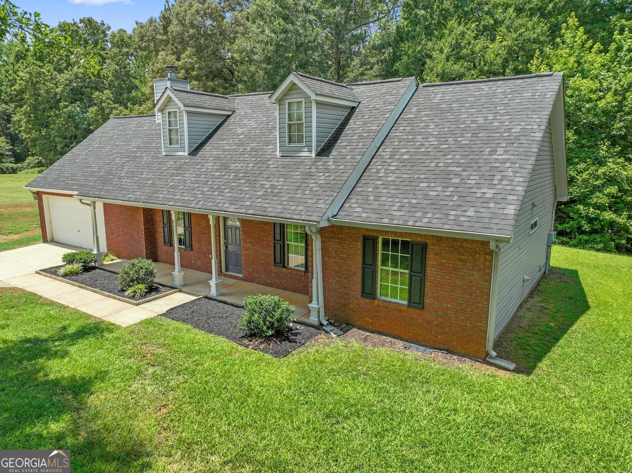 169 Meadow View Drive Property Photo 4
