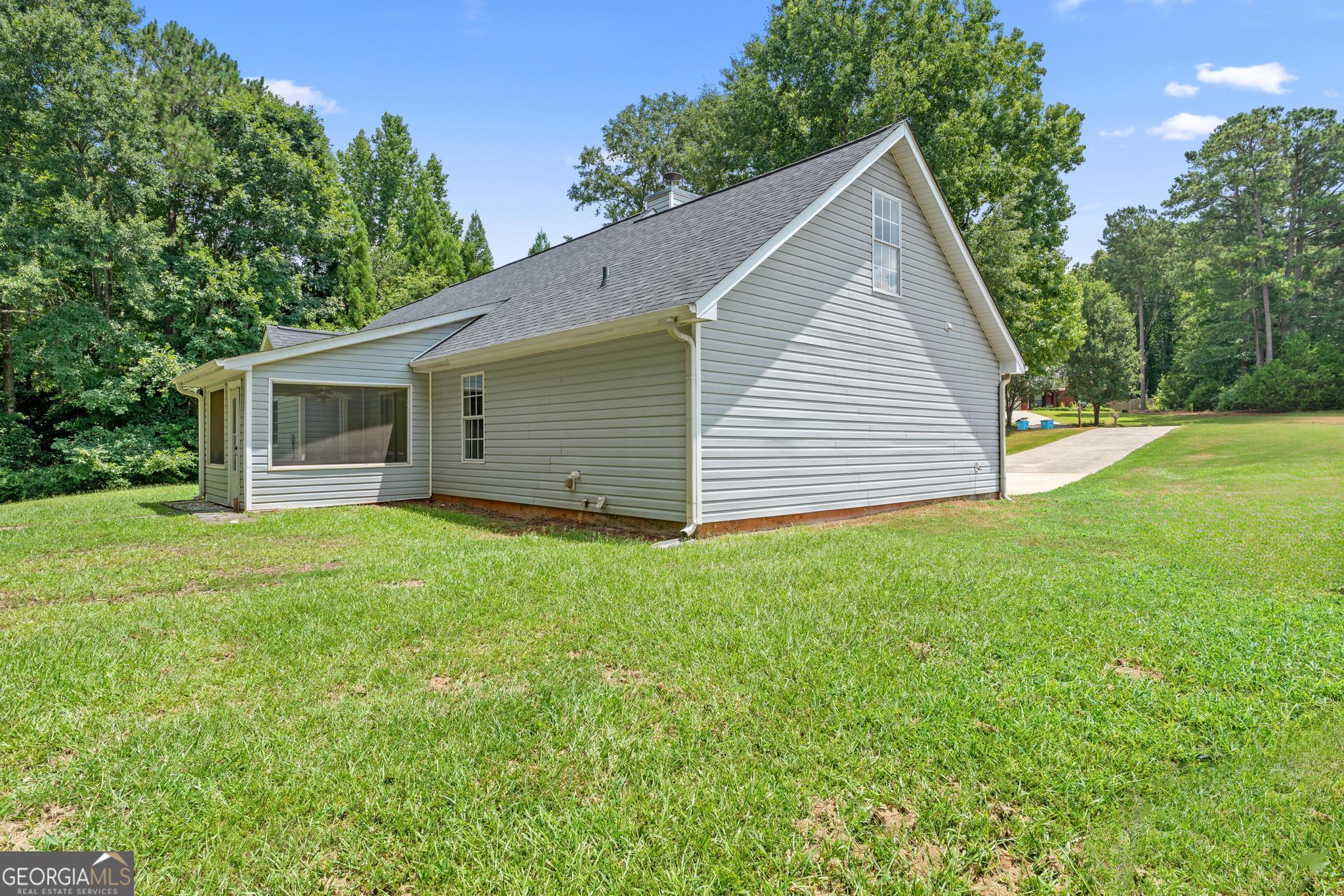 169 Meadow View Drive Property Photo 12