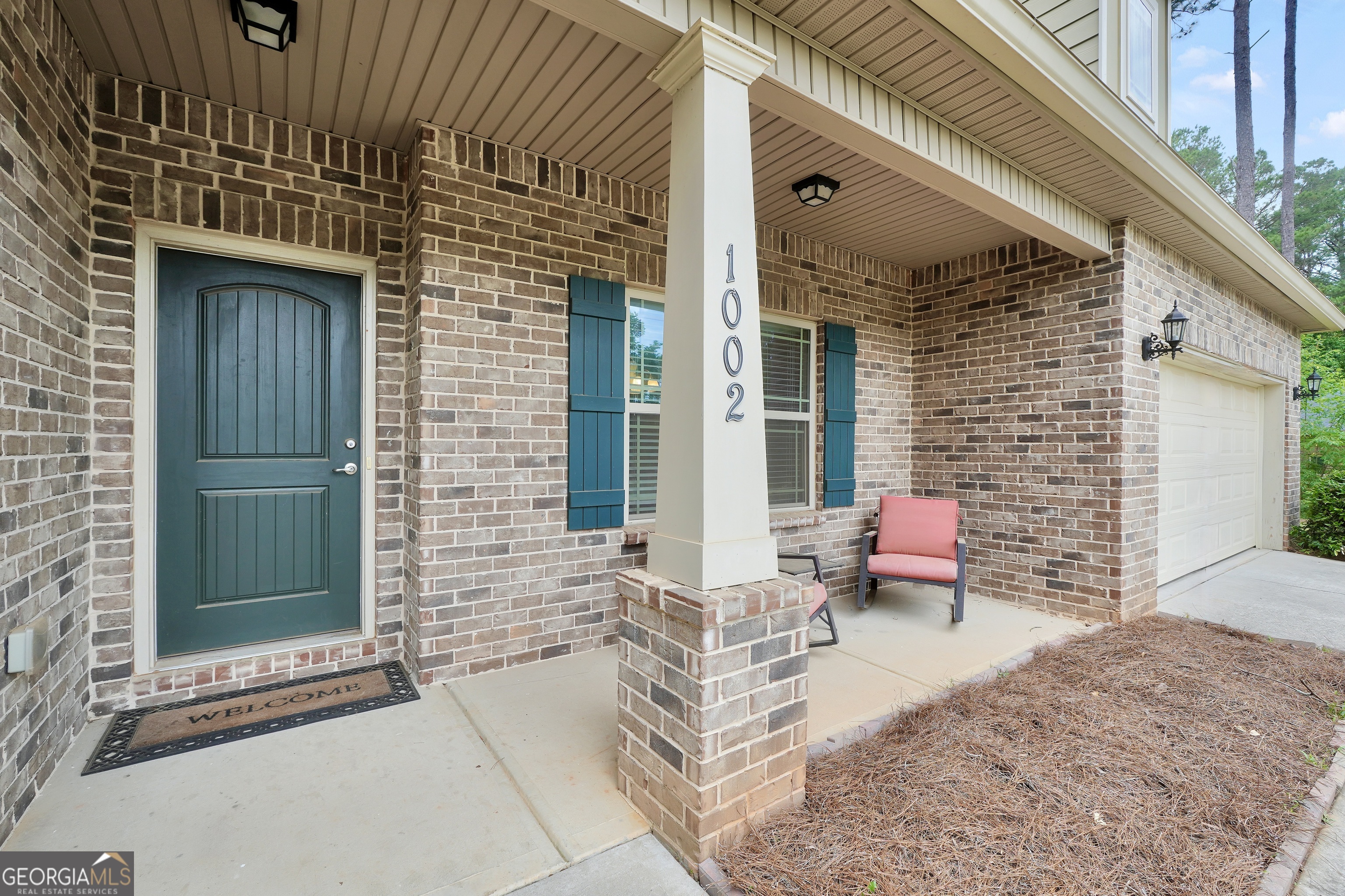 1002 Yorkshire Drive Property Photo 7