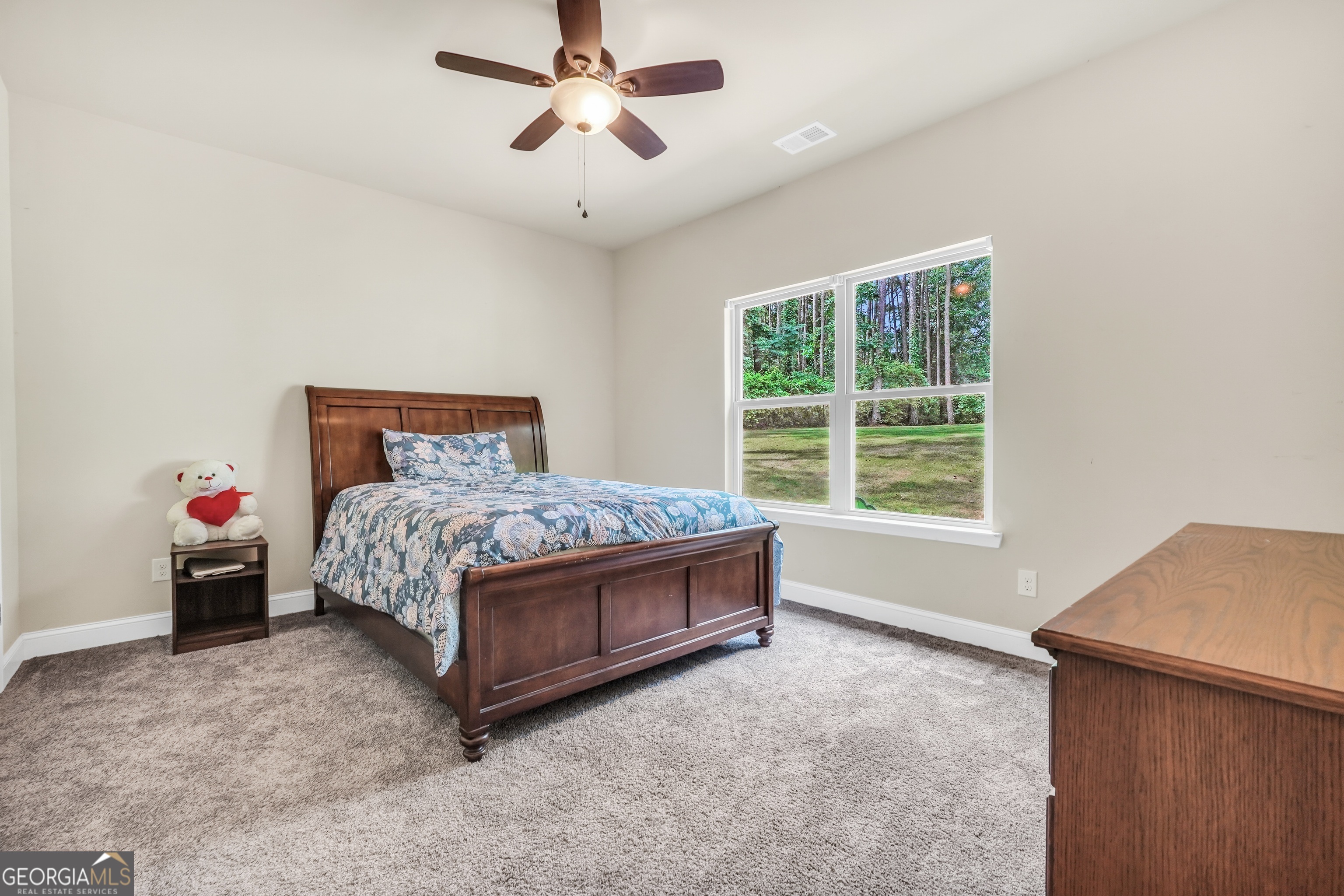 1002 Yorkshire Drive Property Photo 28