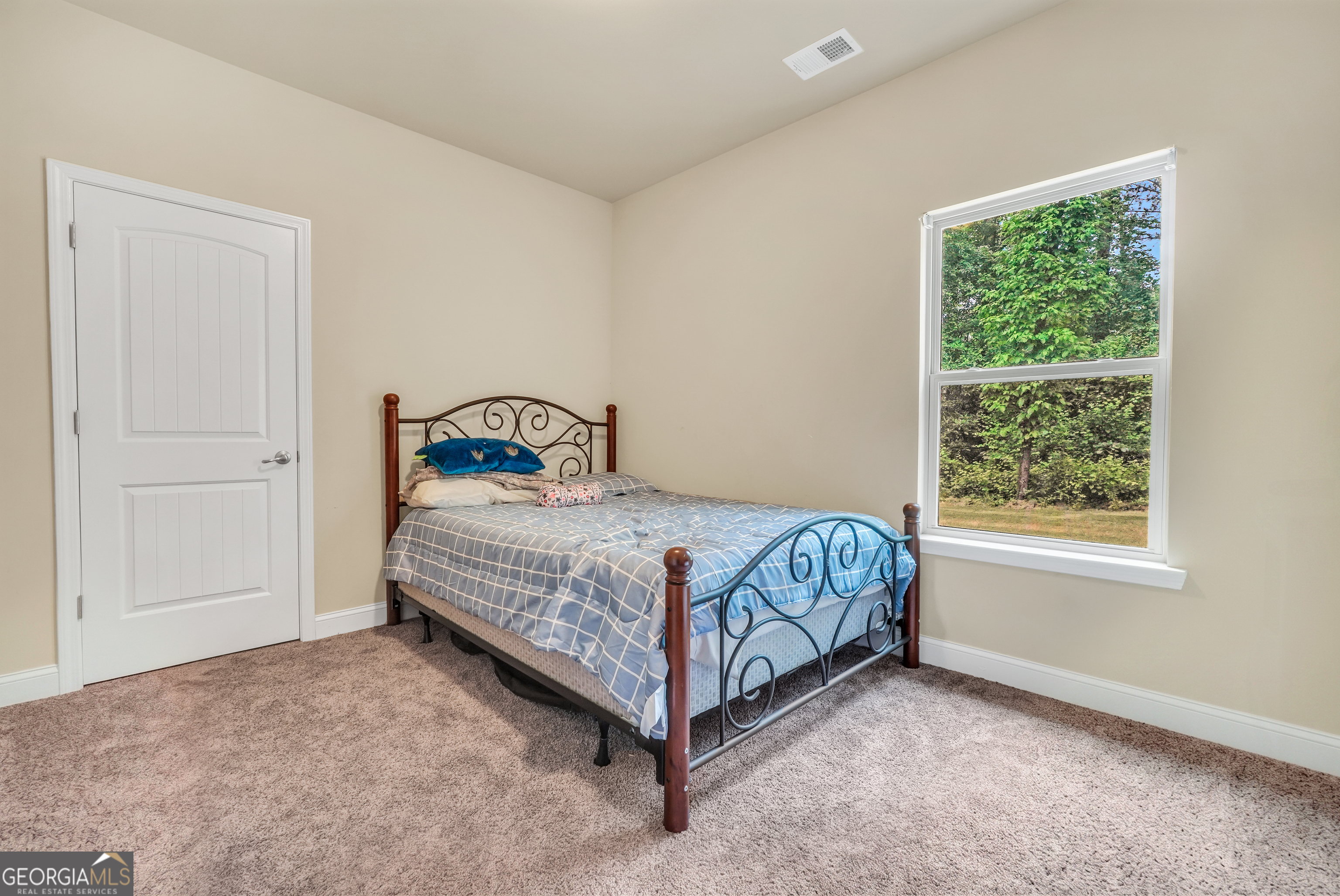 1002 Yorkshire Drive Property Photo 31