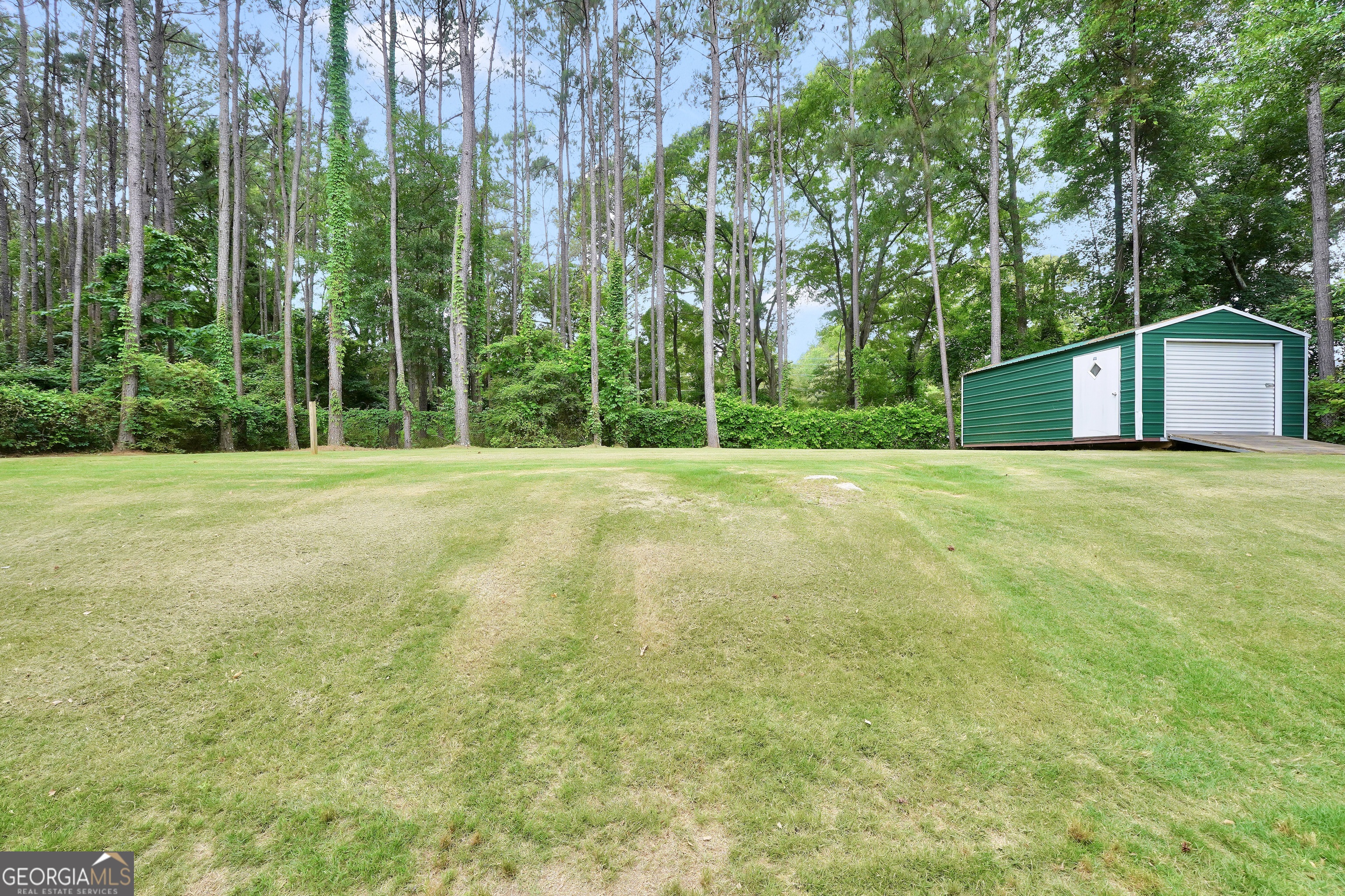 1002 Yorkshire Drive Property Photo 35