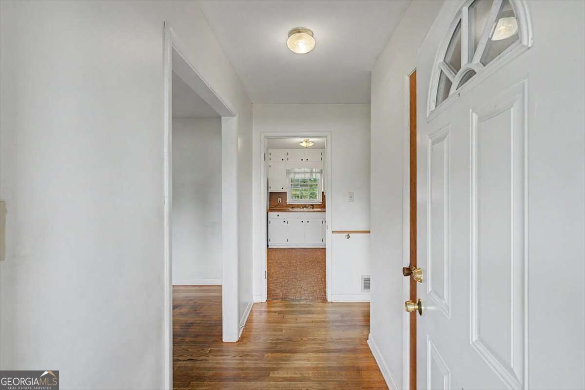 5735 Burnt Hickory Road Property Photo 8