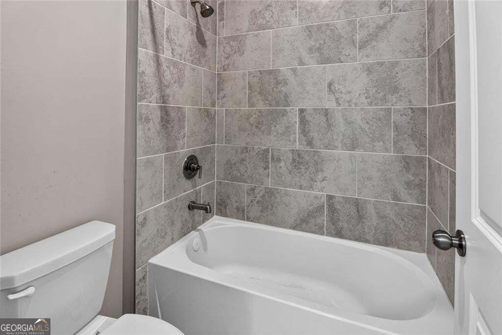 282 Commons Avenue Property Photo 35