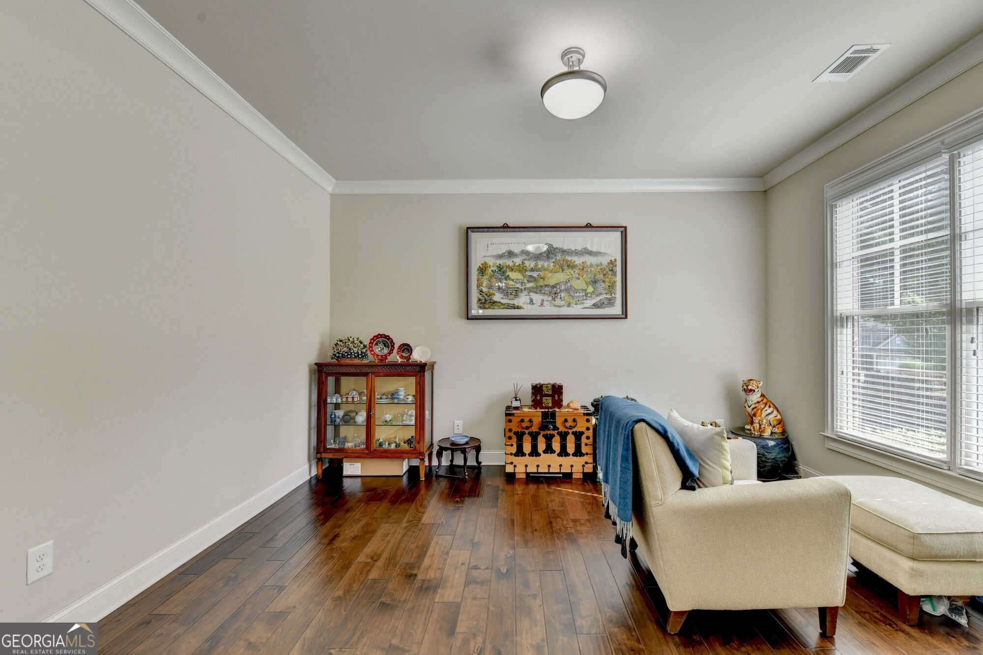 4922 Park Vale Drive Property Photo 5