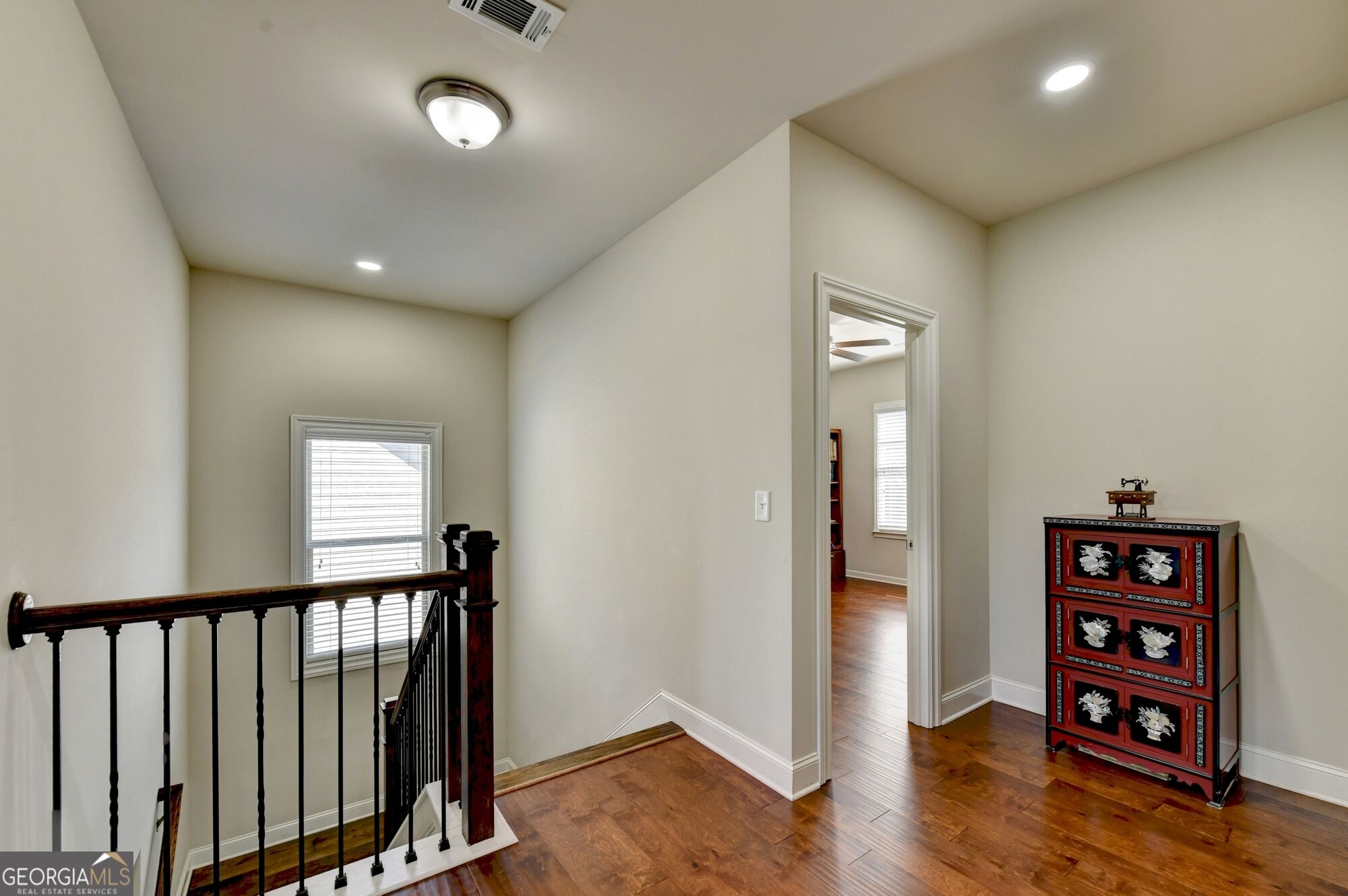 4922 Park Vale Drive Property Photo 42