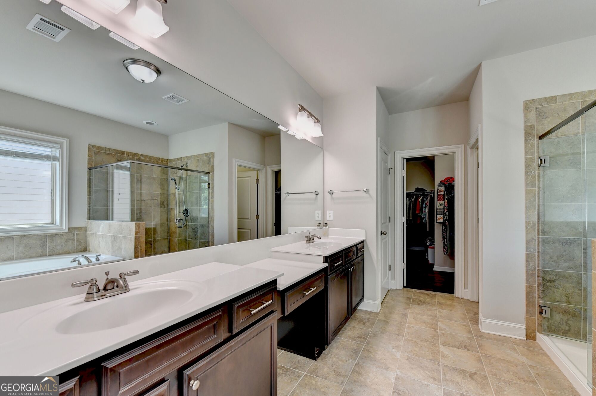 4922 Park Vale Drive Property Photo 54